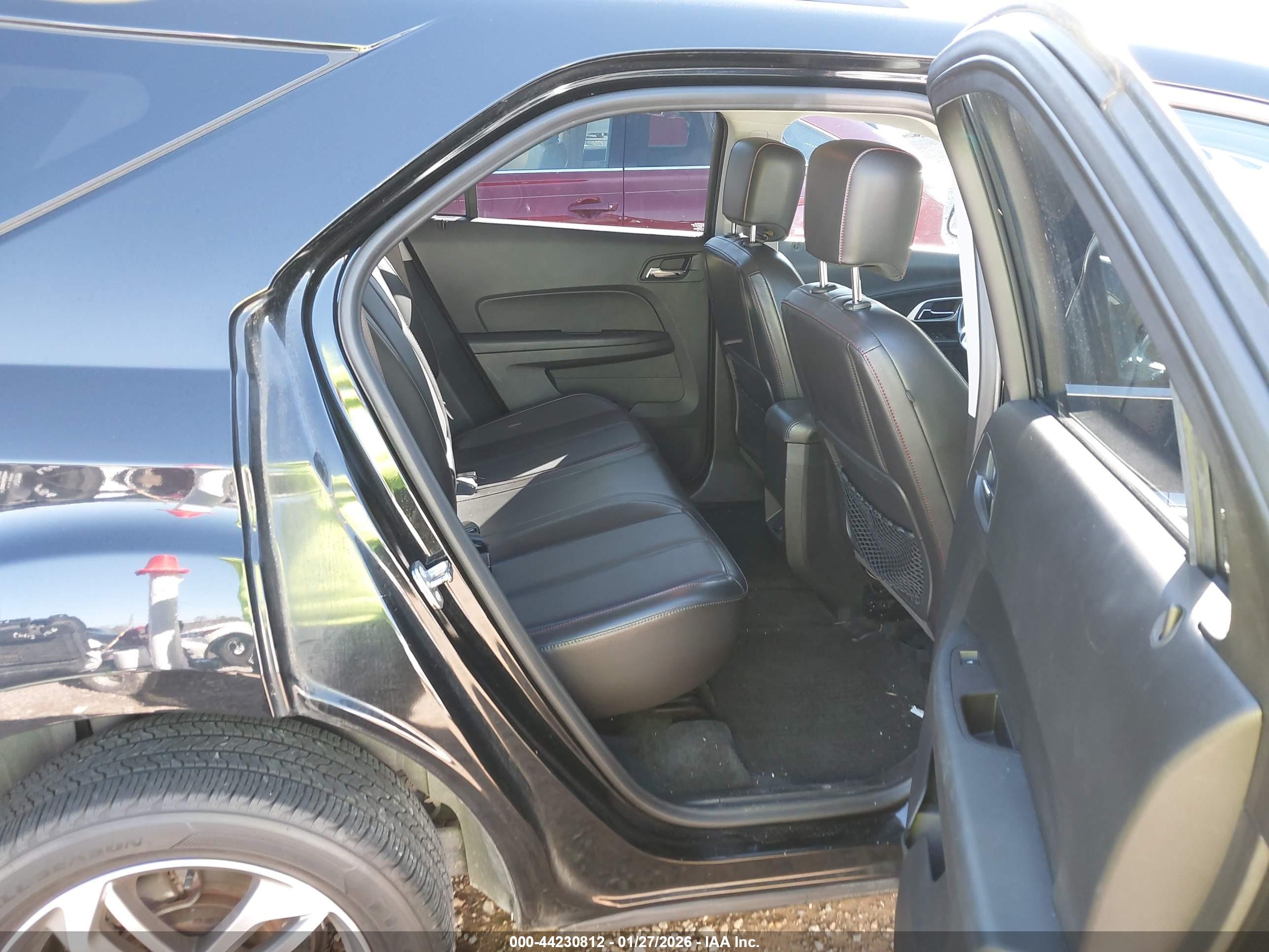 CHEVROLET EQUINOX image 8