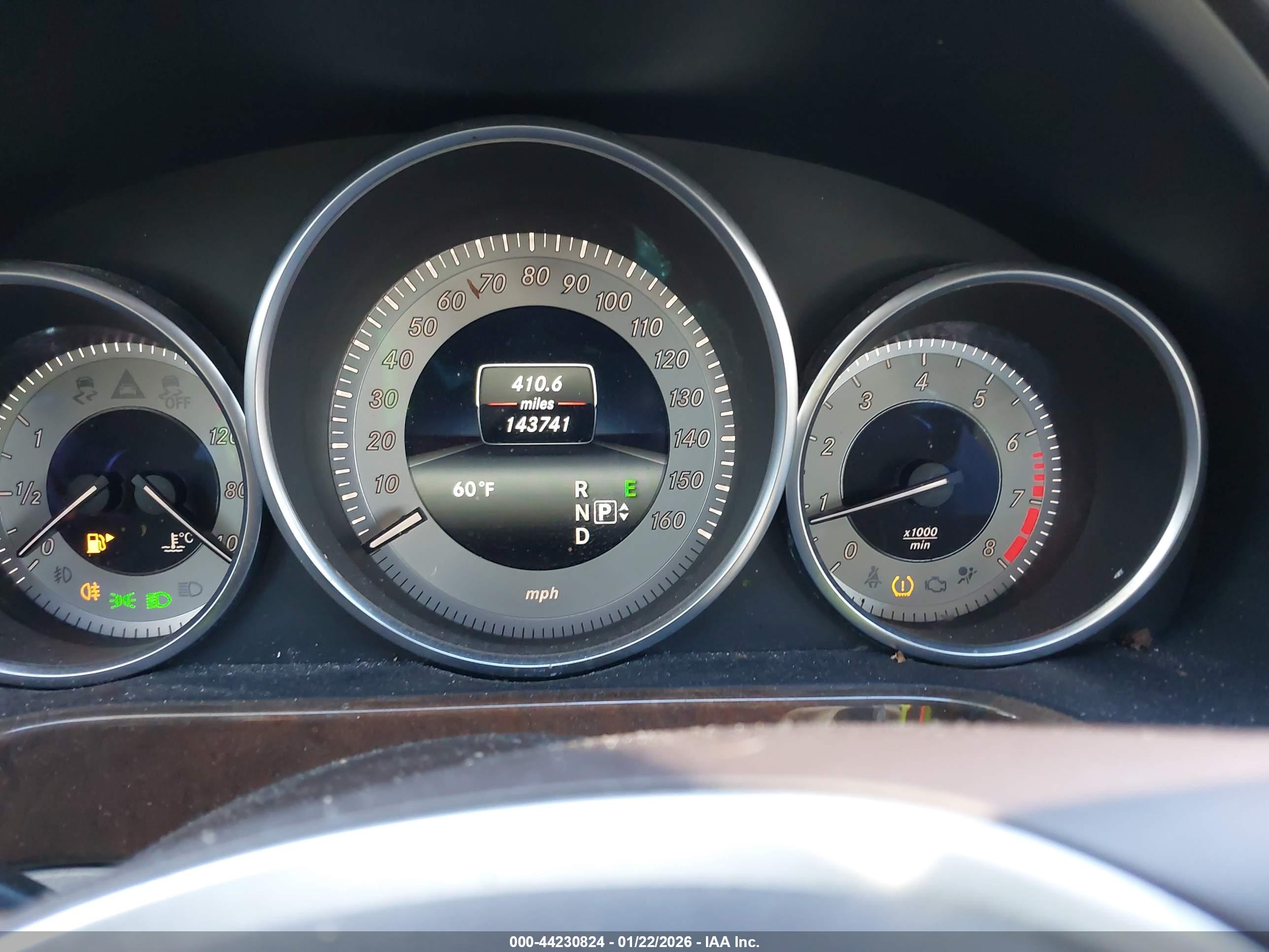 MERCEDES-BENZ E image 7