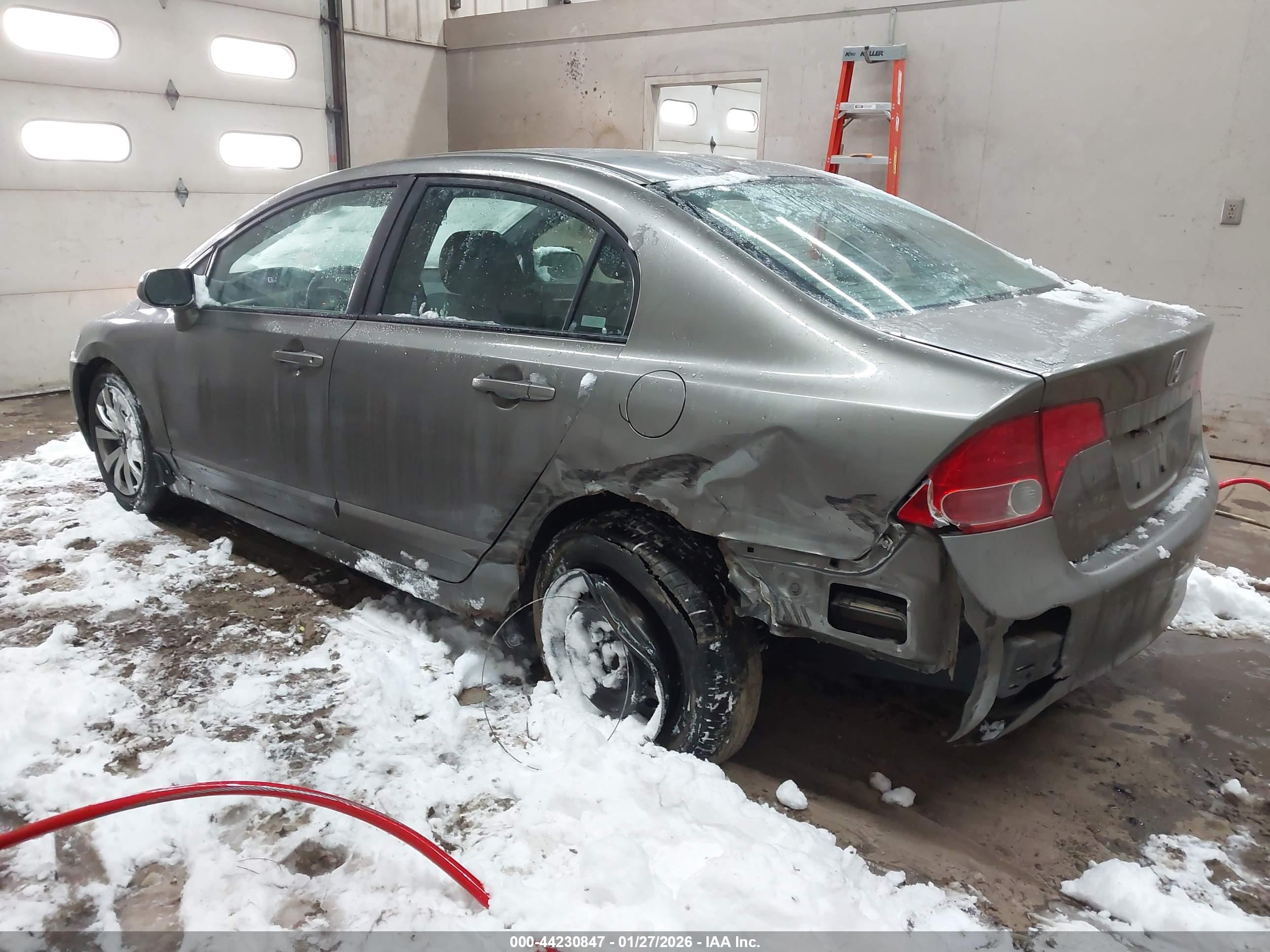 HONDA CIVIC image 3