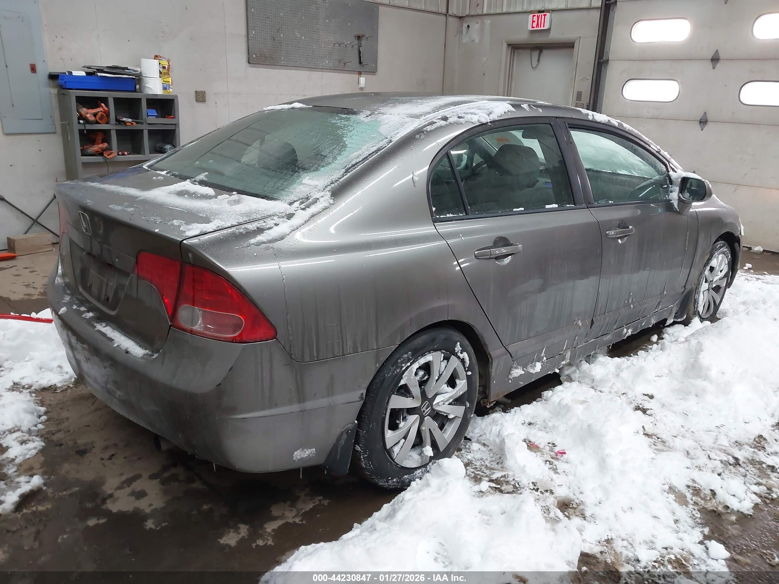 HONDA CIVIC image 4