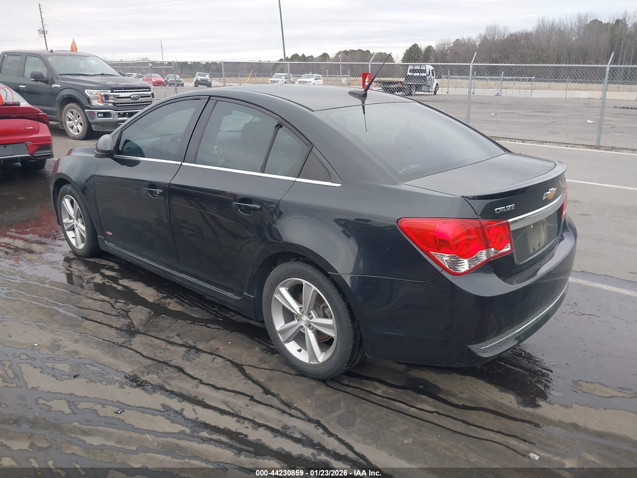 CHEVROLET CRUZE image 3