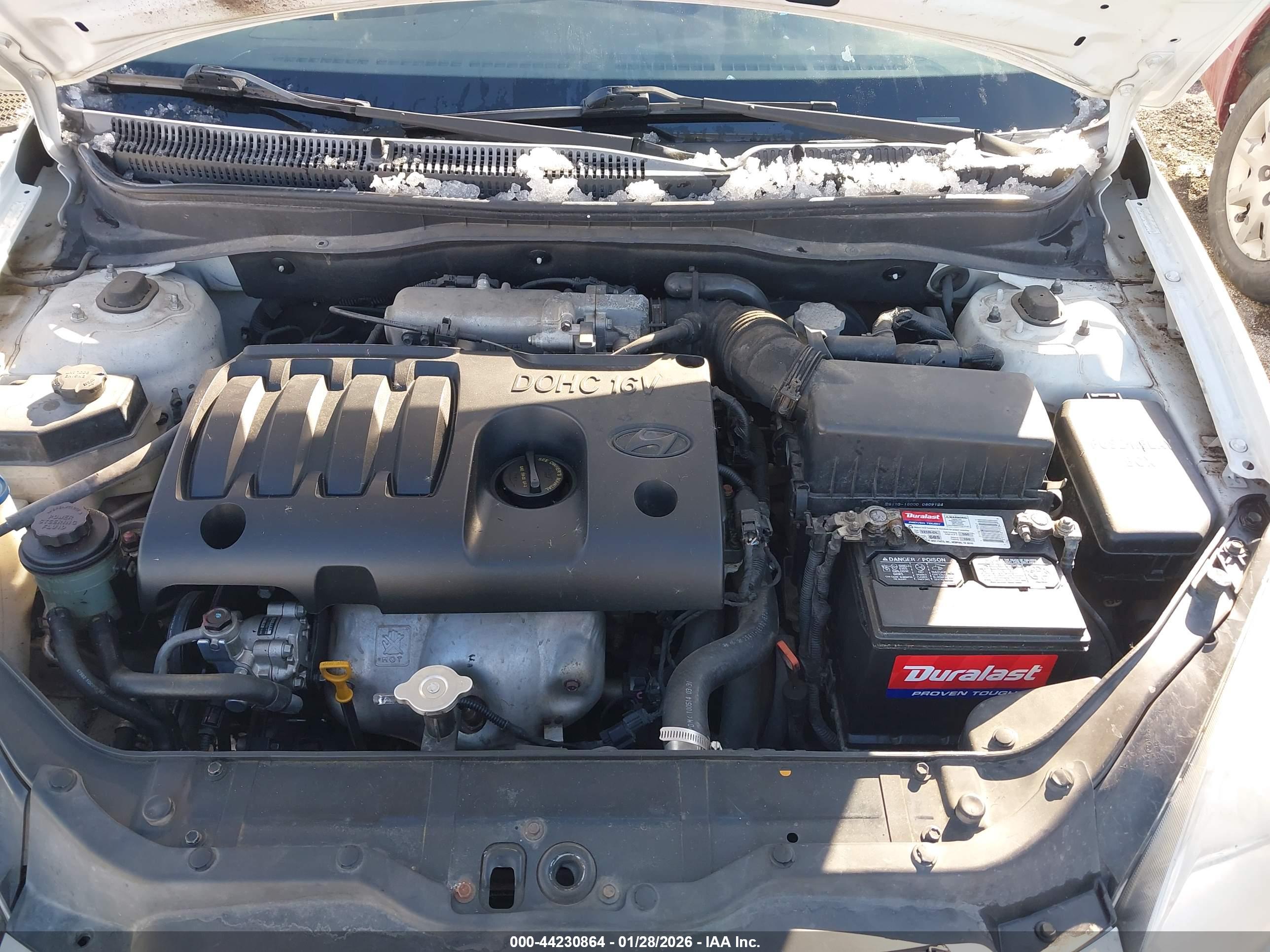 HYUNDAI ACCENT image 10