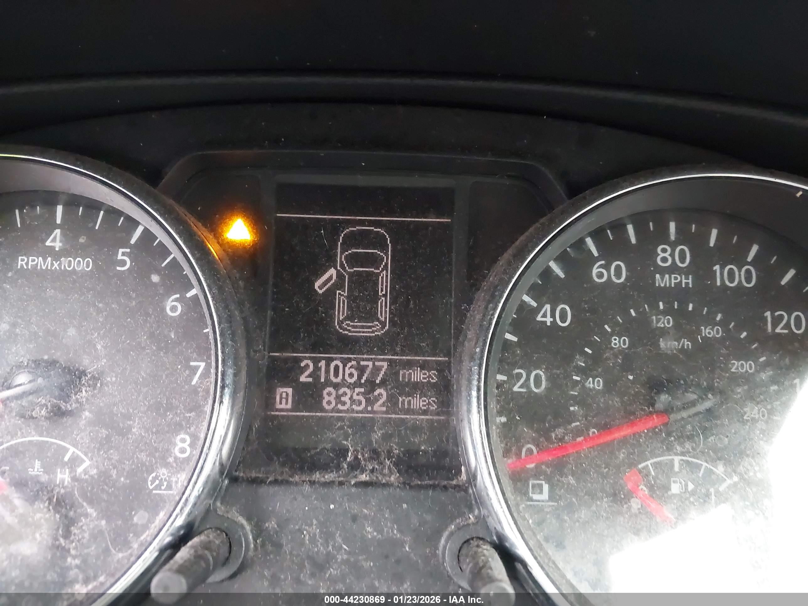 NISSAN ROGUE image 7
