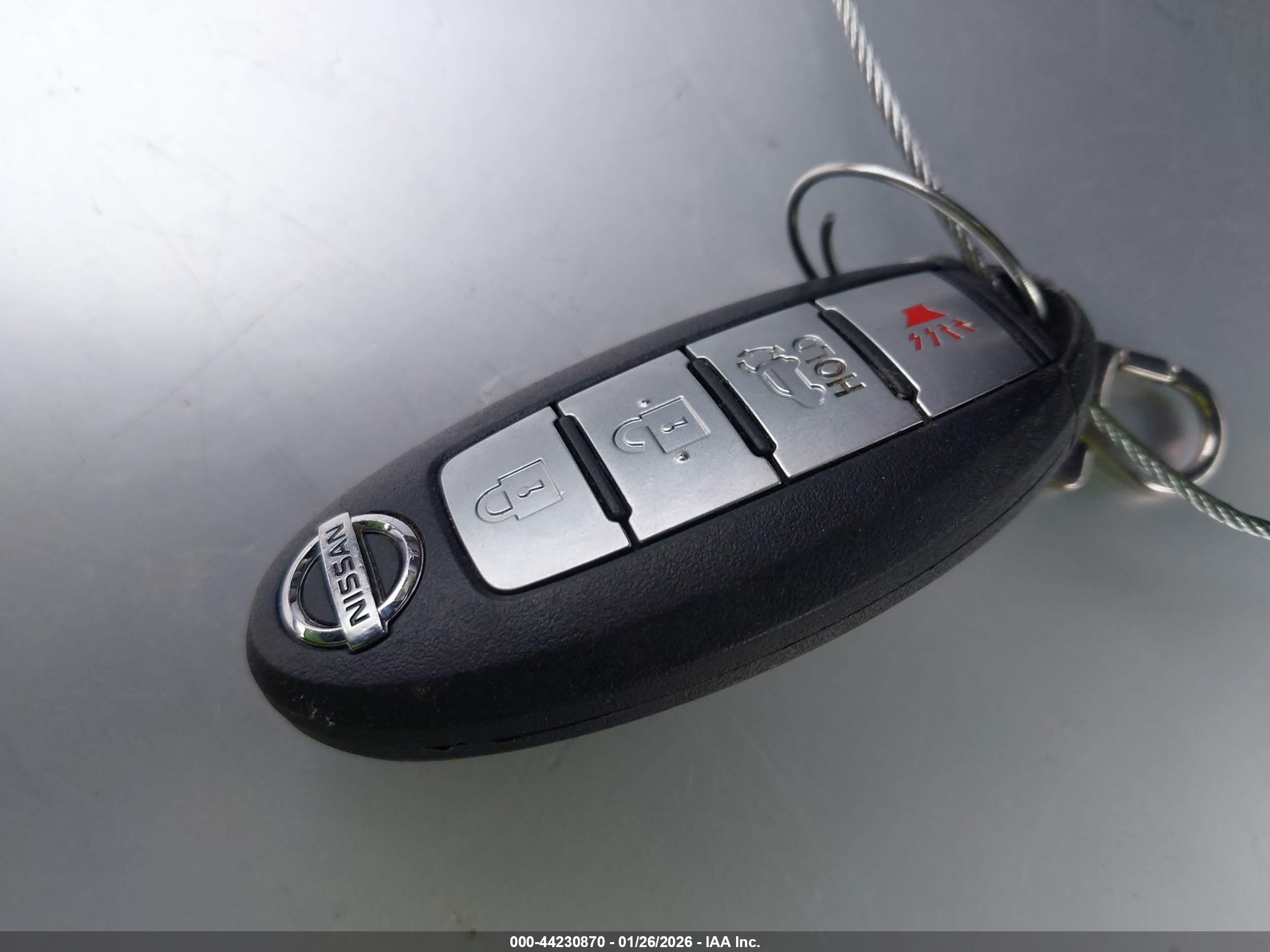NISSAN ROGUE image 11