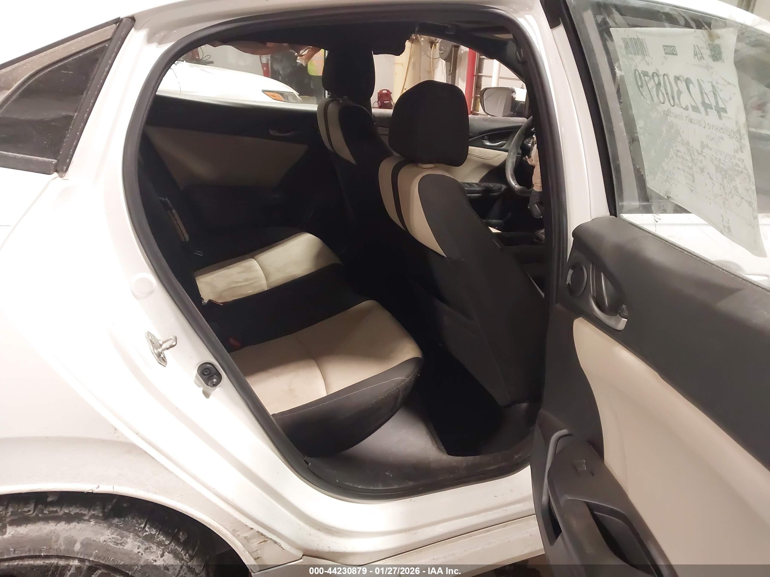 HONDA CIVIC image 8