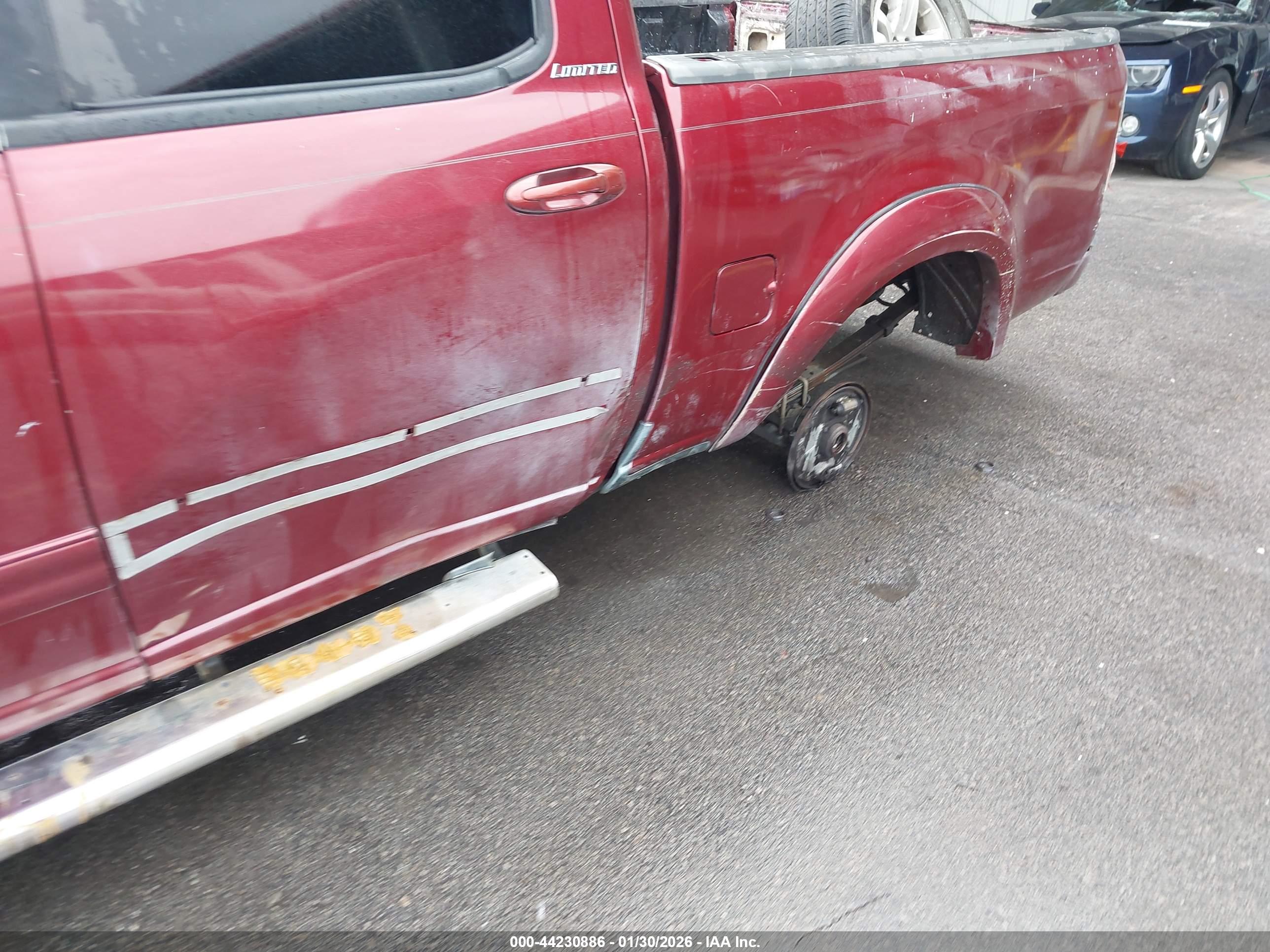 TOYOTA TUNDRA image 6