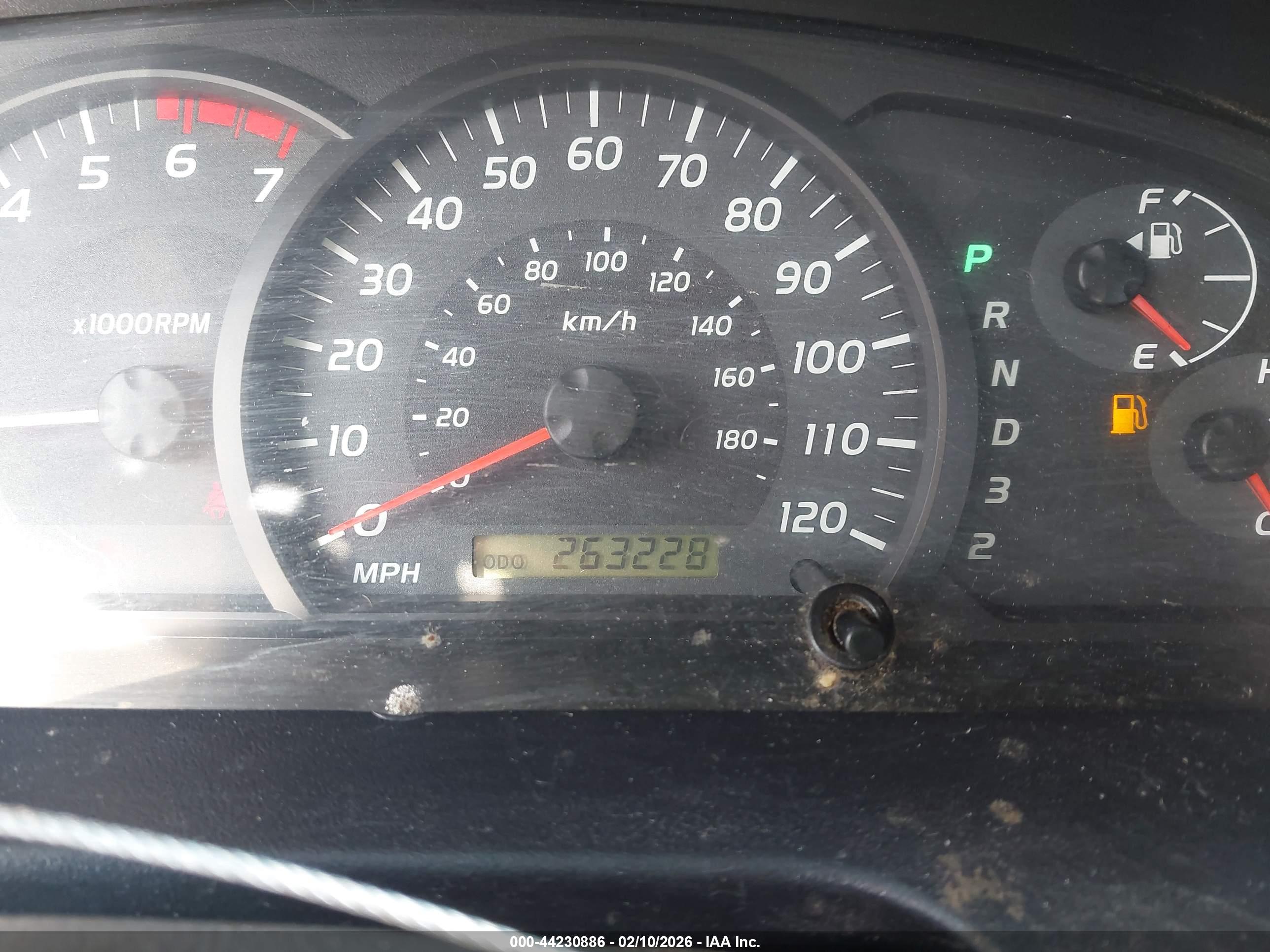 TOYOTA TUNDRA image 7