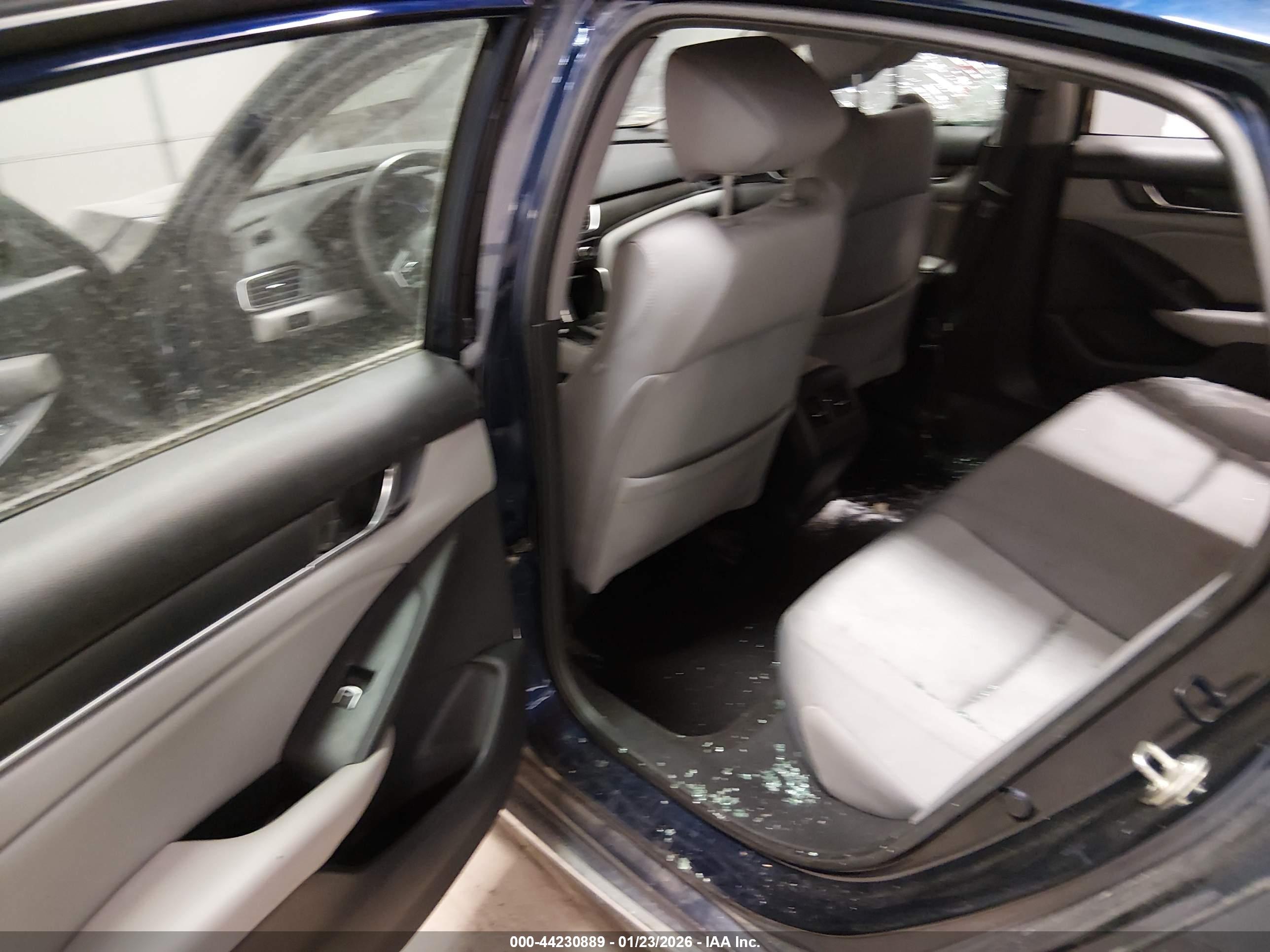 HONDA ACCORD image 8