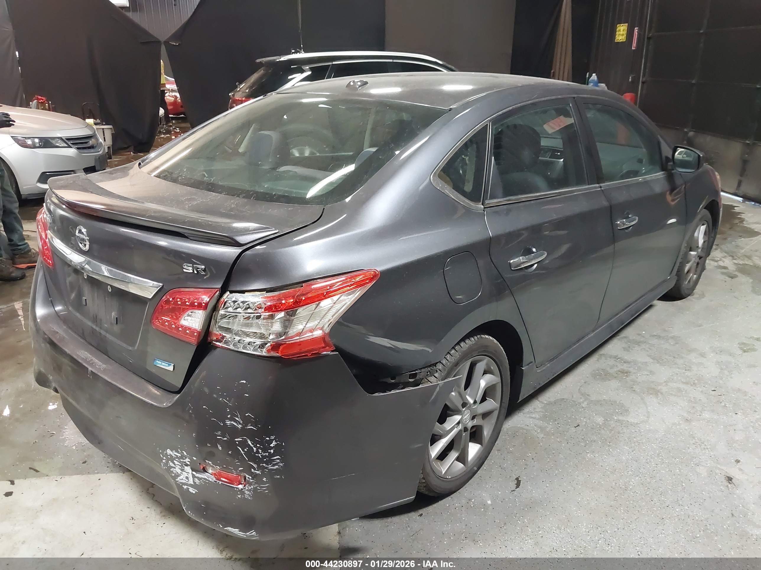 NISSAN SENTRA image 4