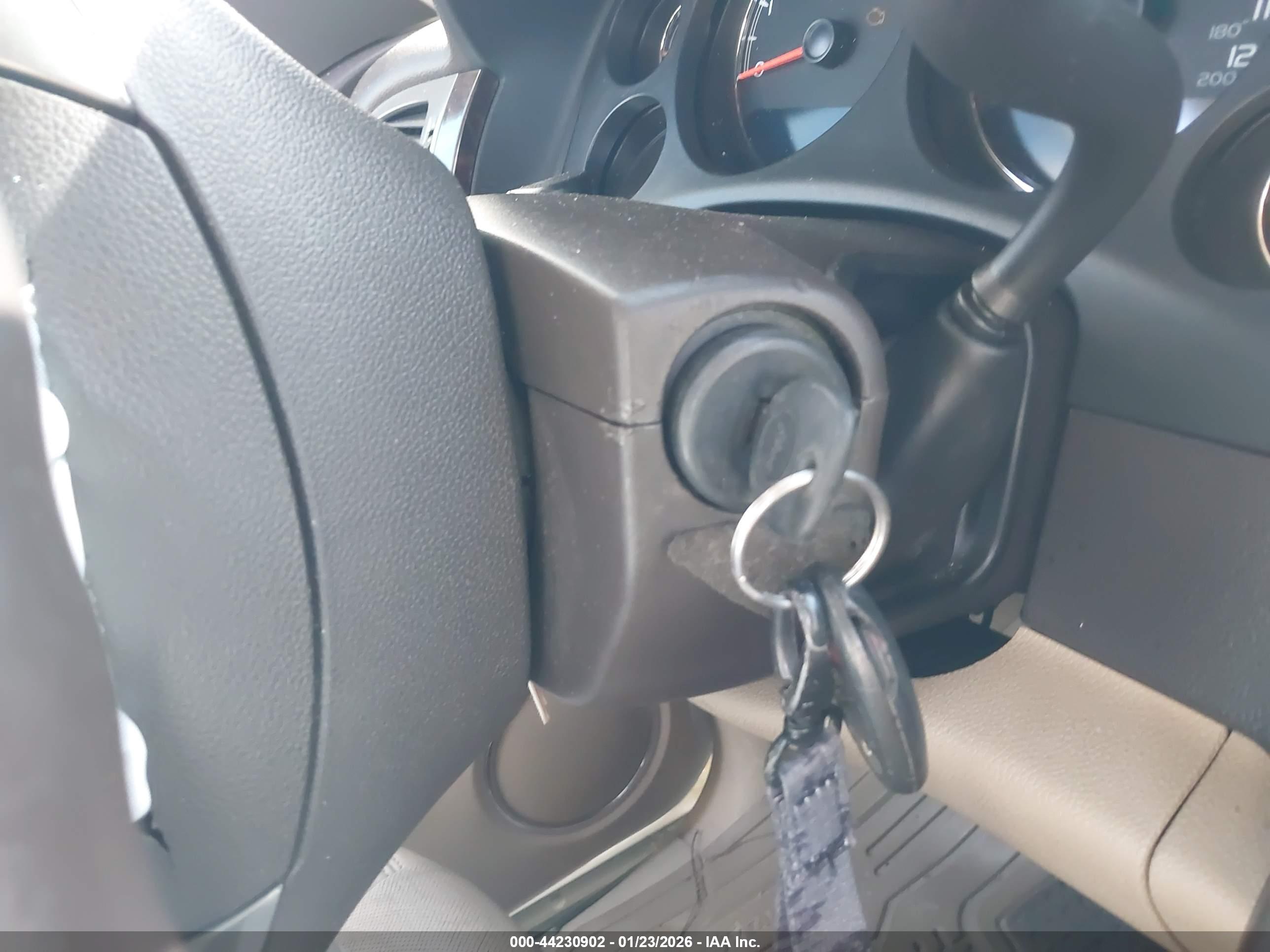 GMC YUKON image 11