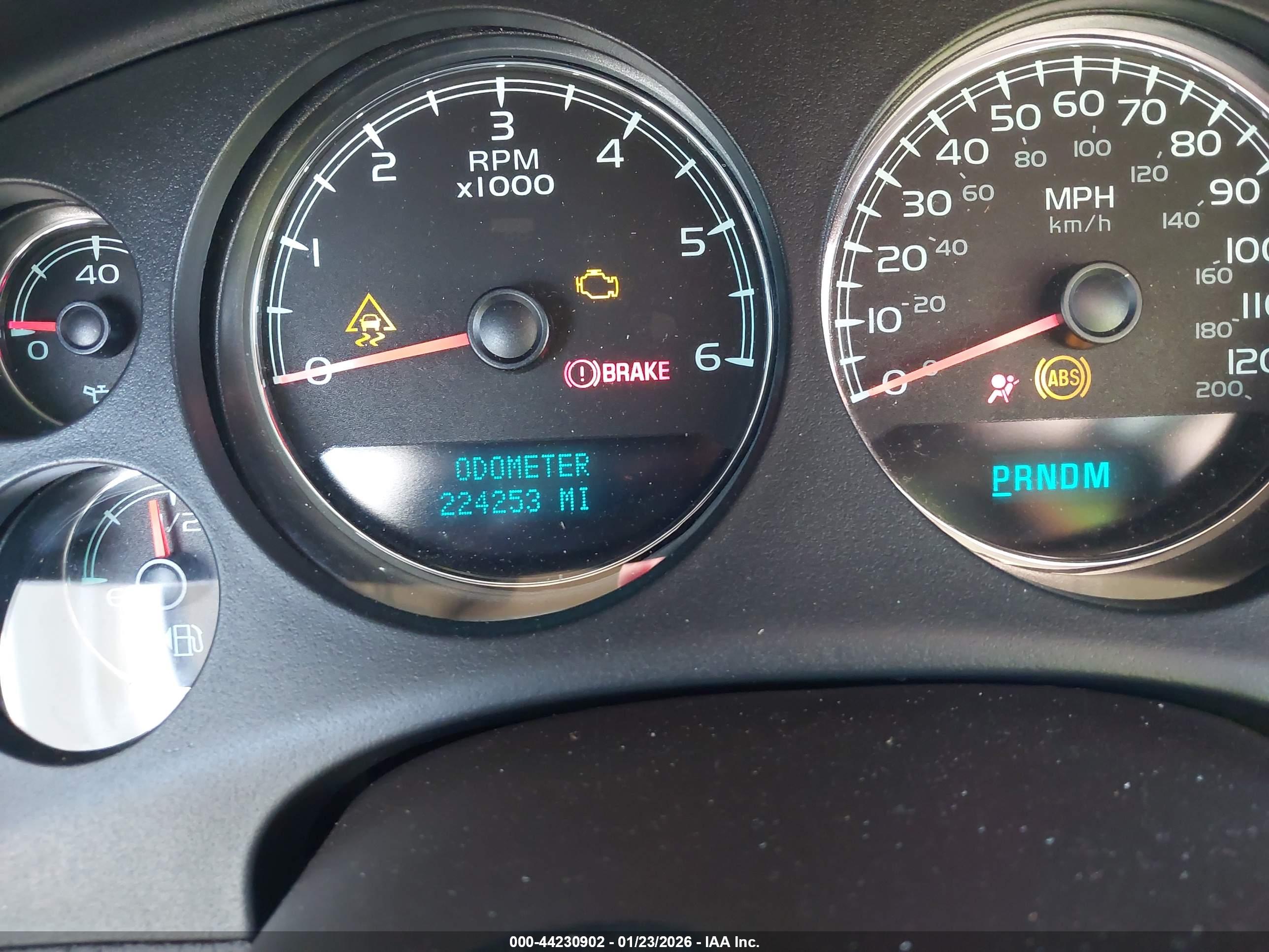 GMC YUKON image 7