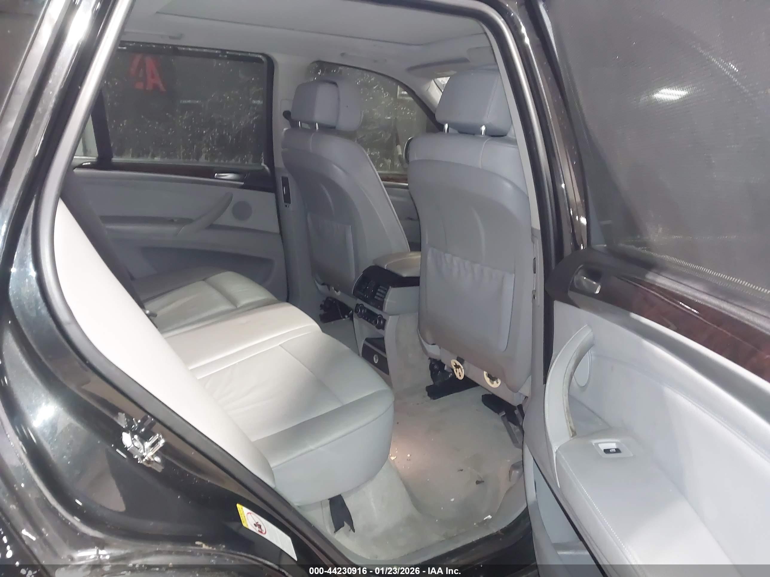 BMW X5 image 8
