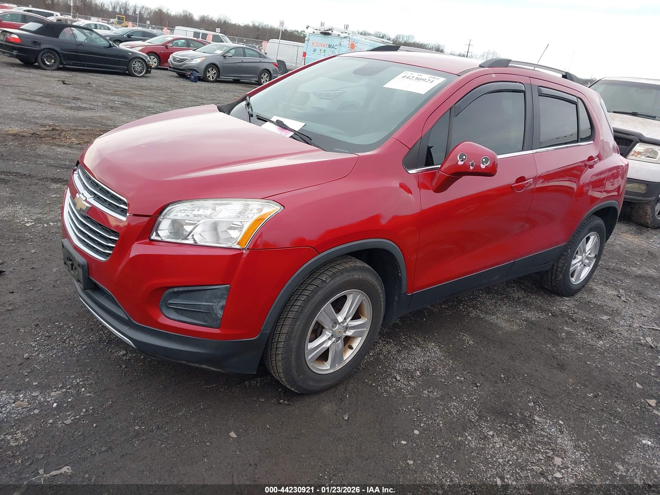 CHEVROLET TRAX image 2