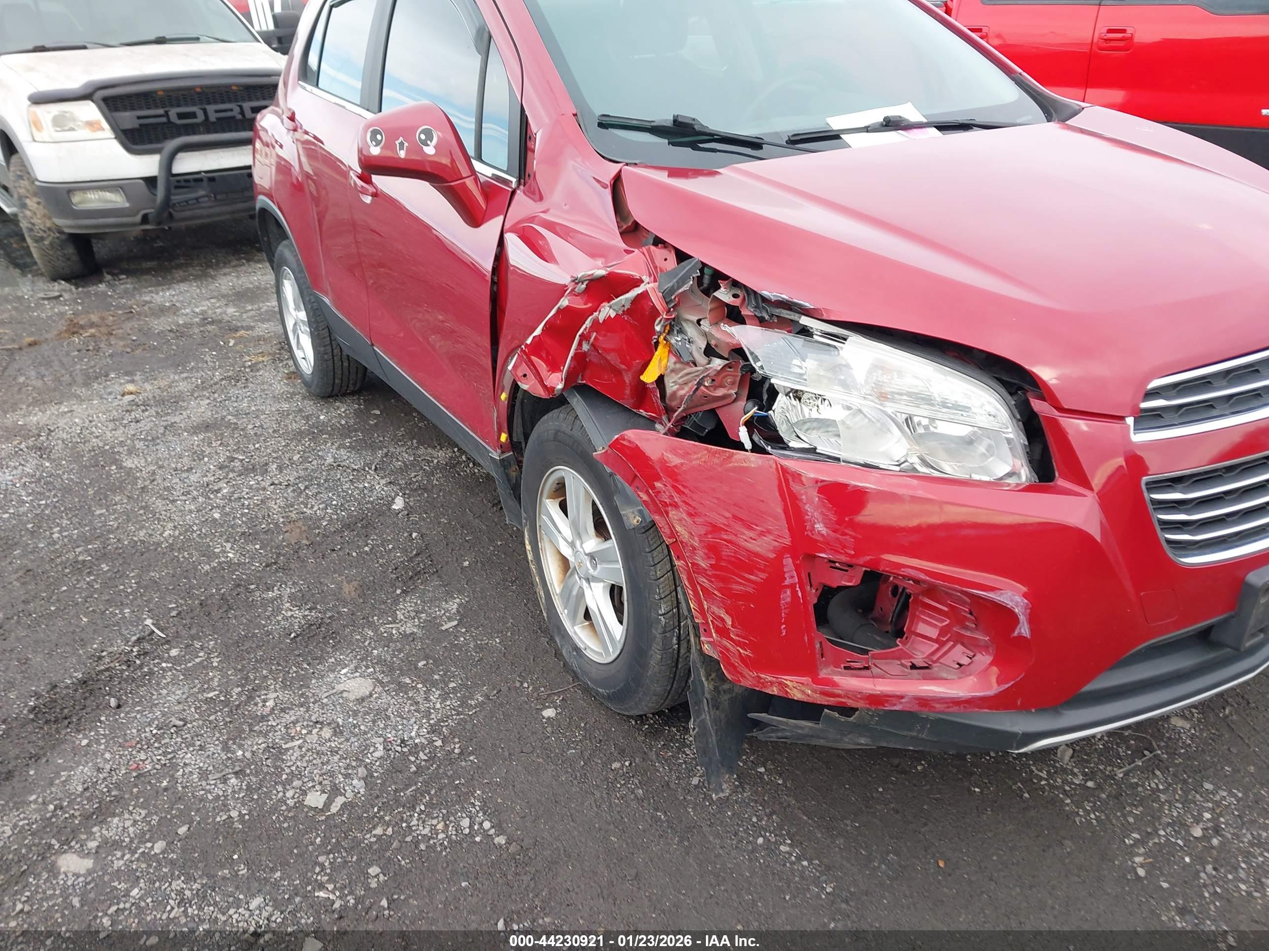 CHEVROLET TRAX image 6
