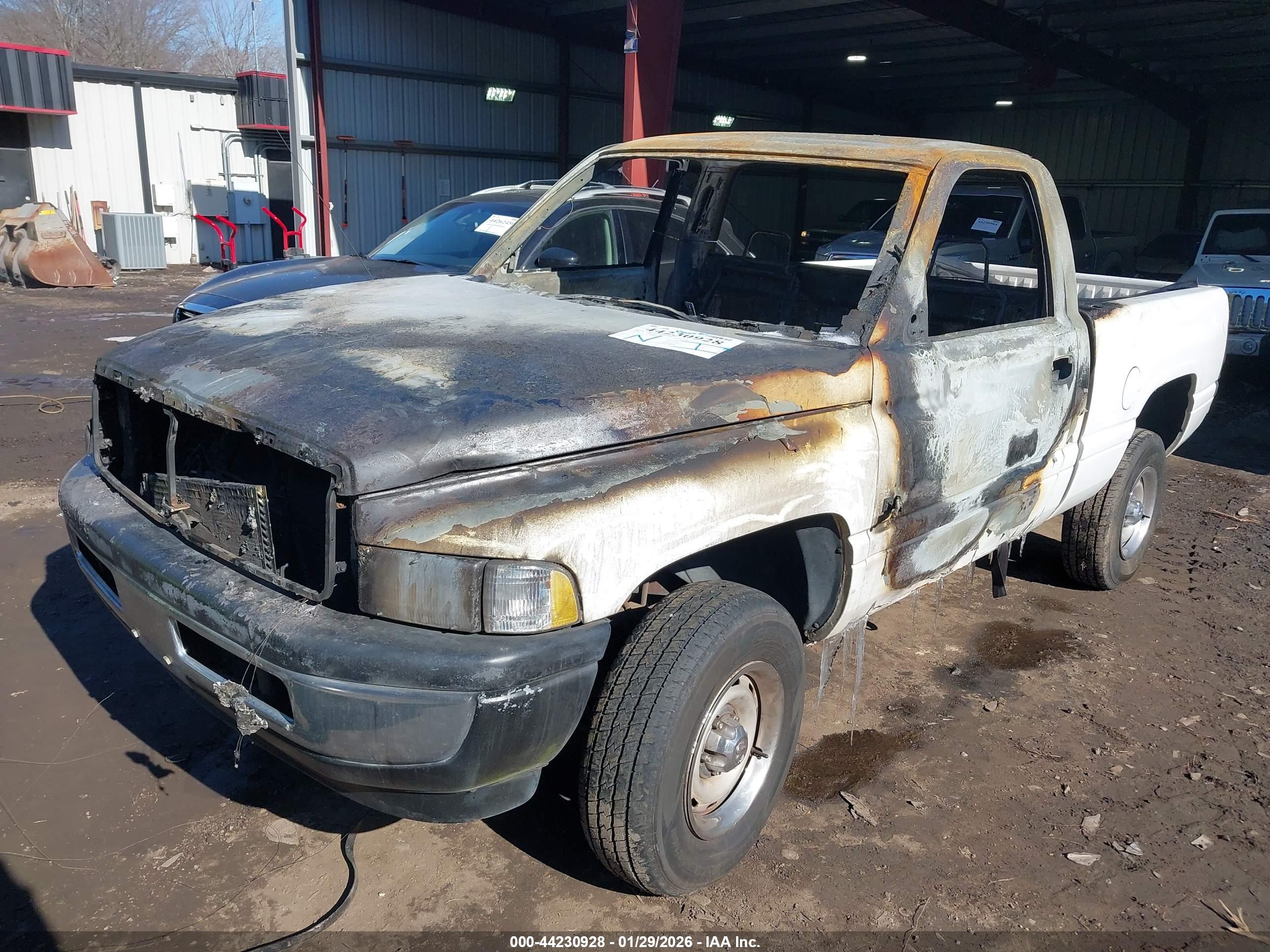DODGE RAM image 2