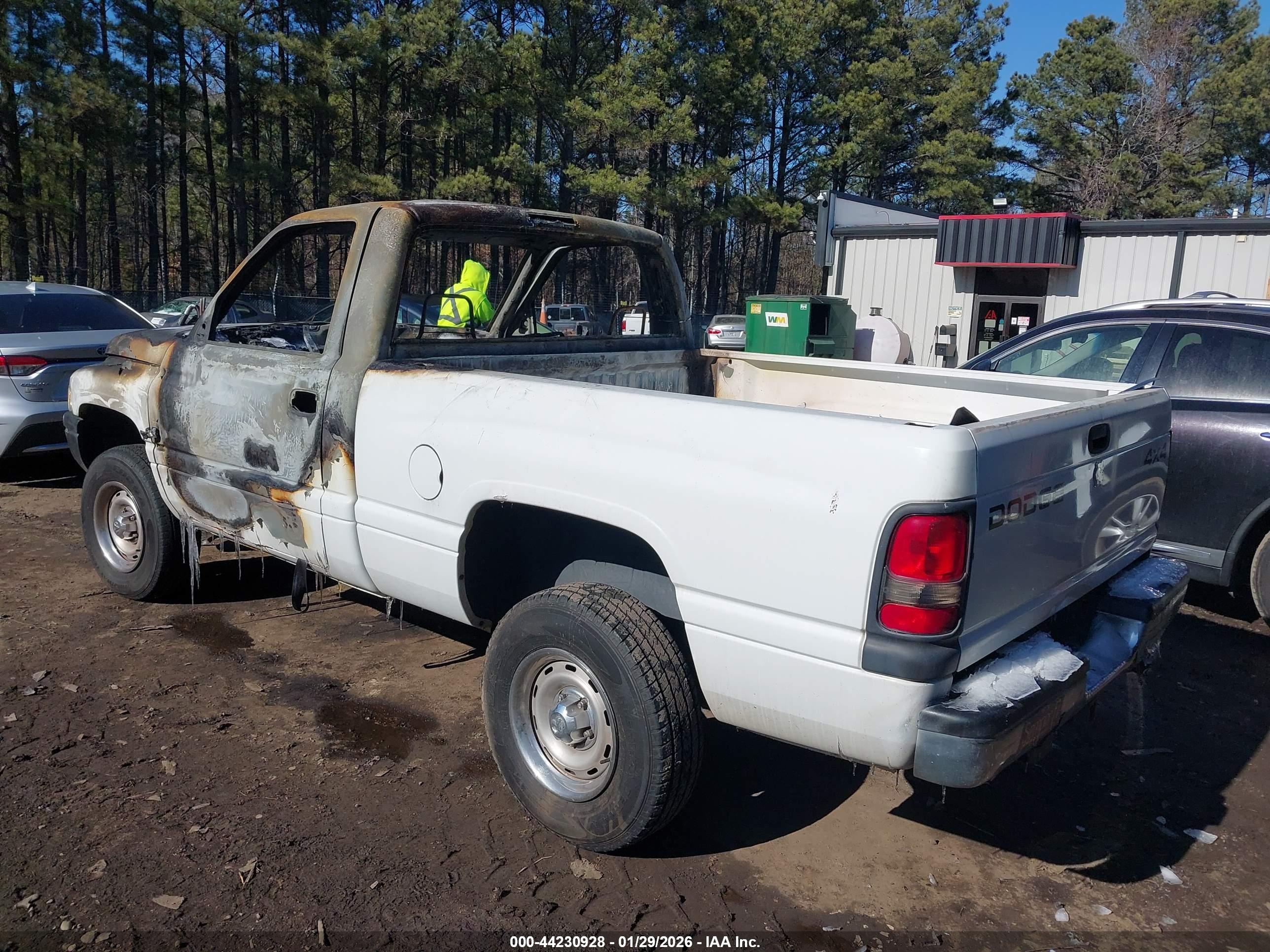 DODGE RAM image 3
