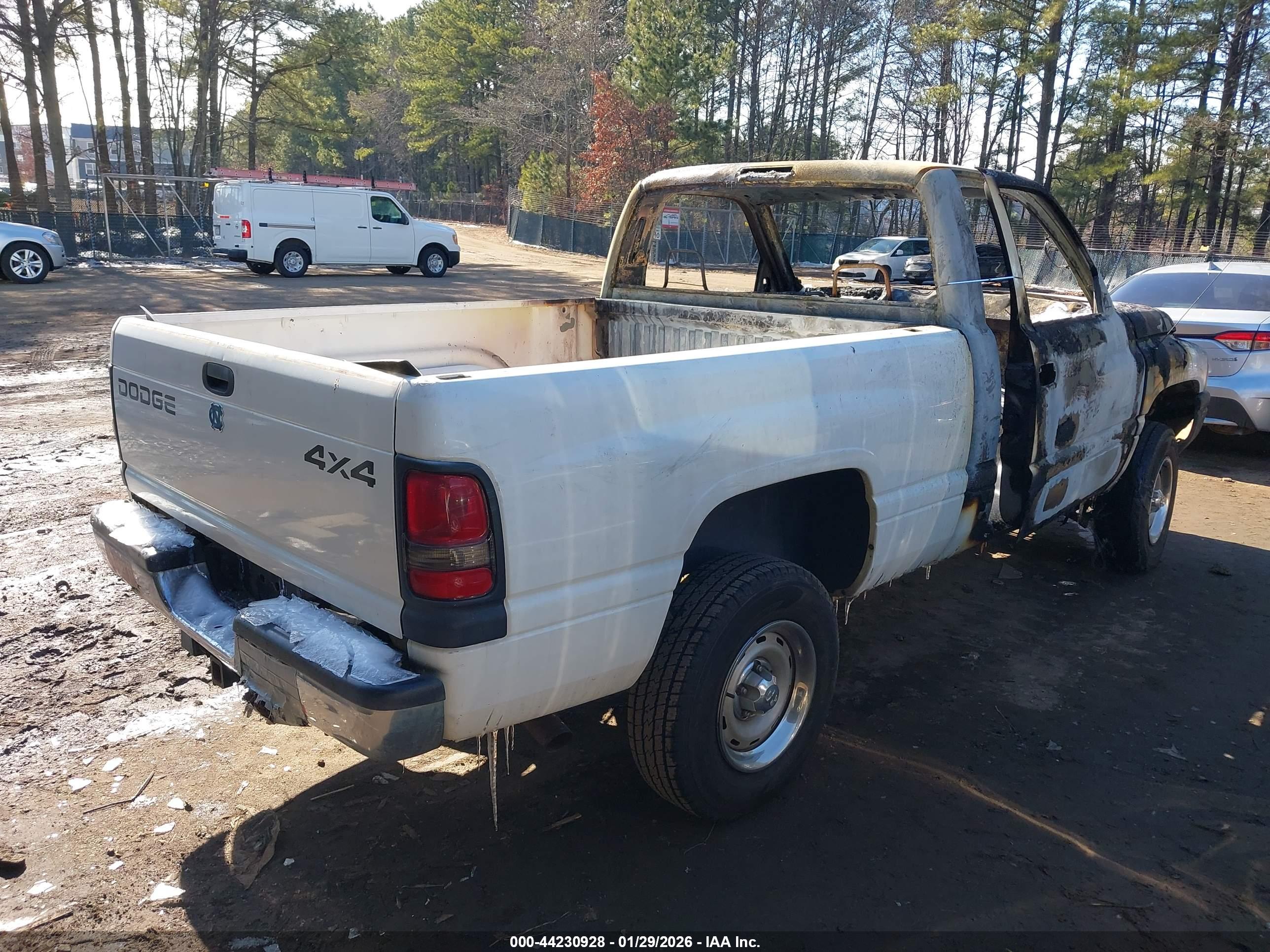 DODGE RAM image 4