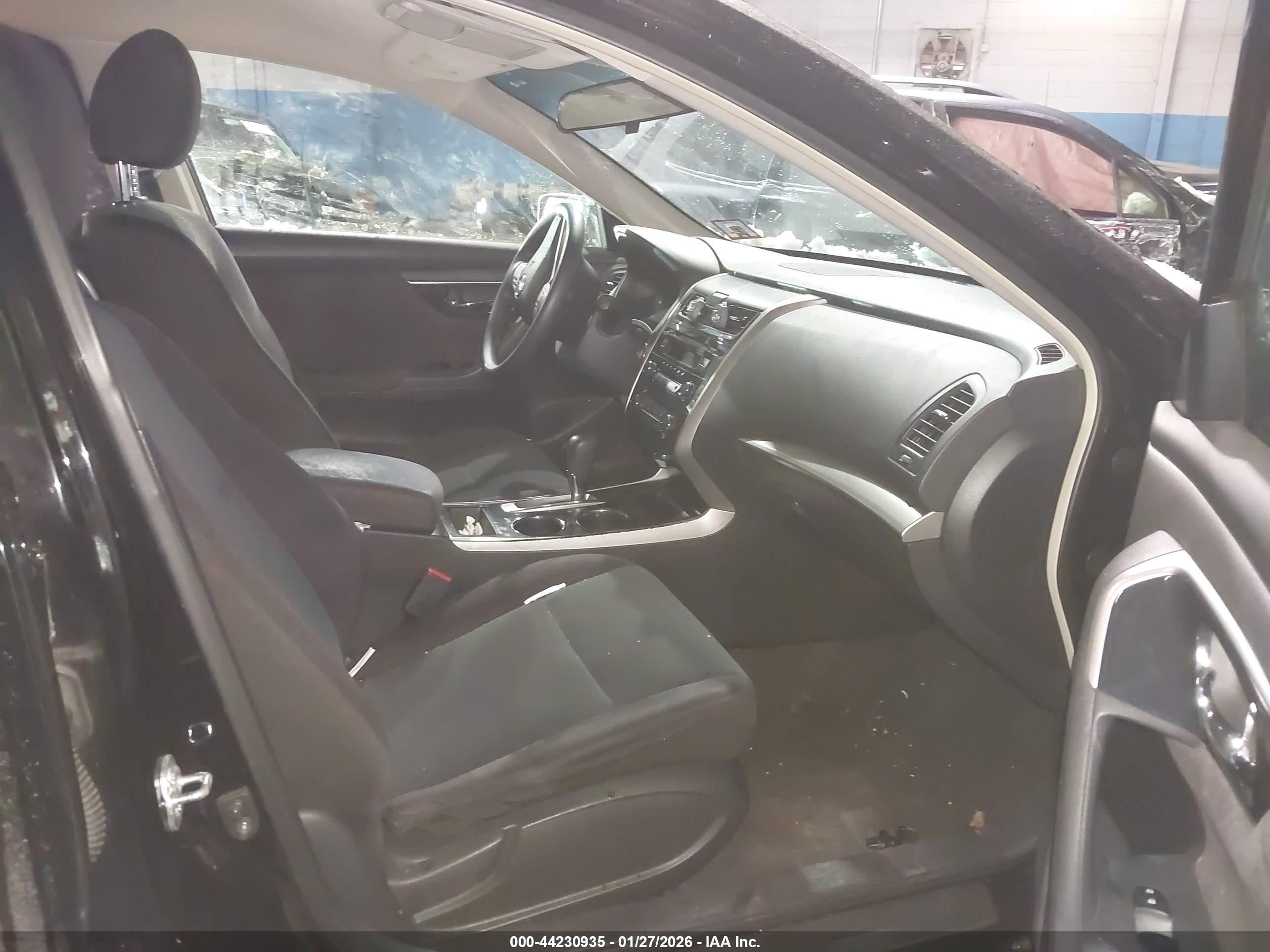 NISSAN ALTIMA image 5