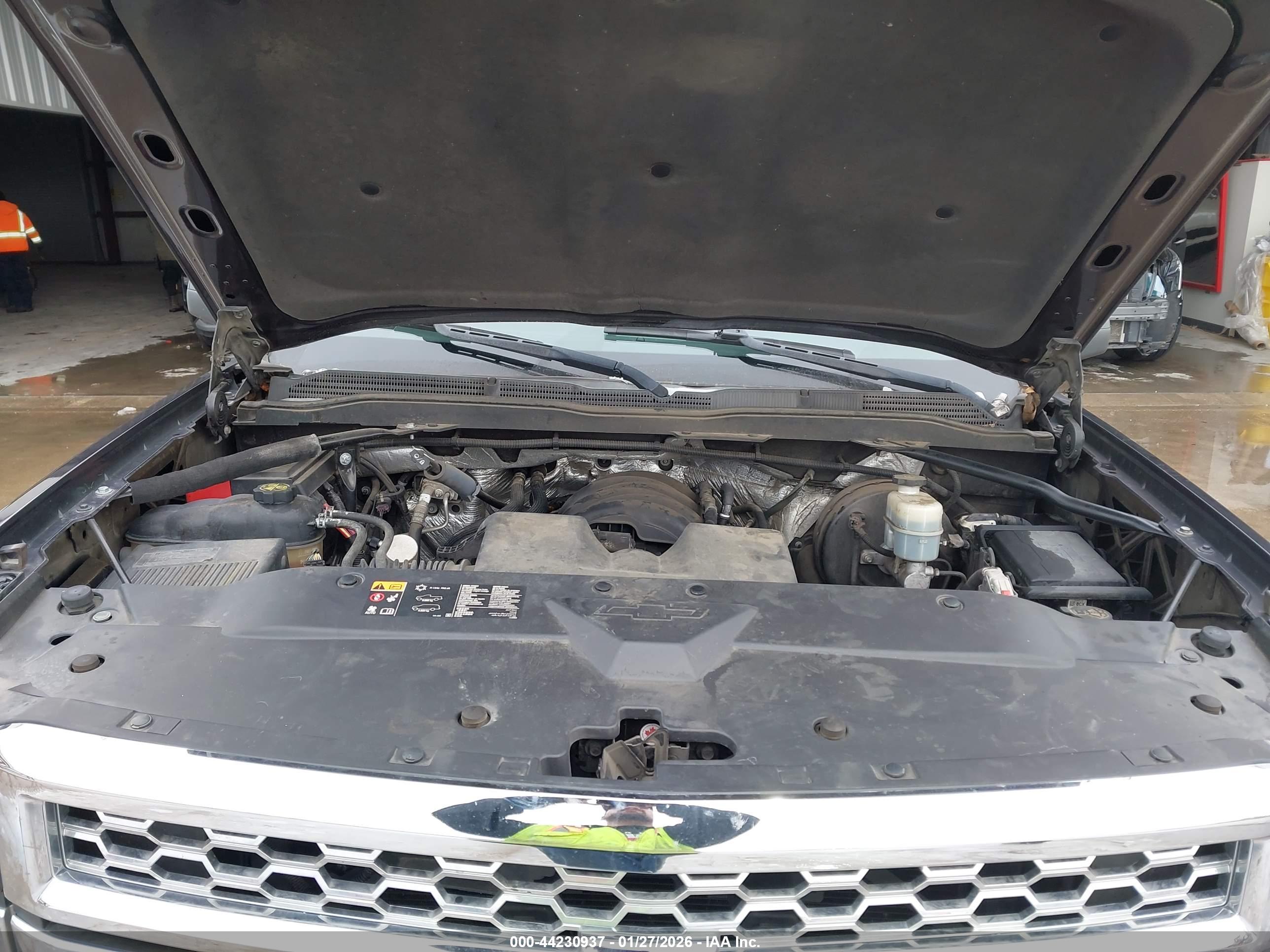 CHEVROLET SILVERADO image 10