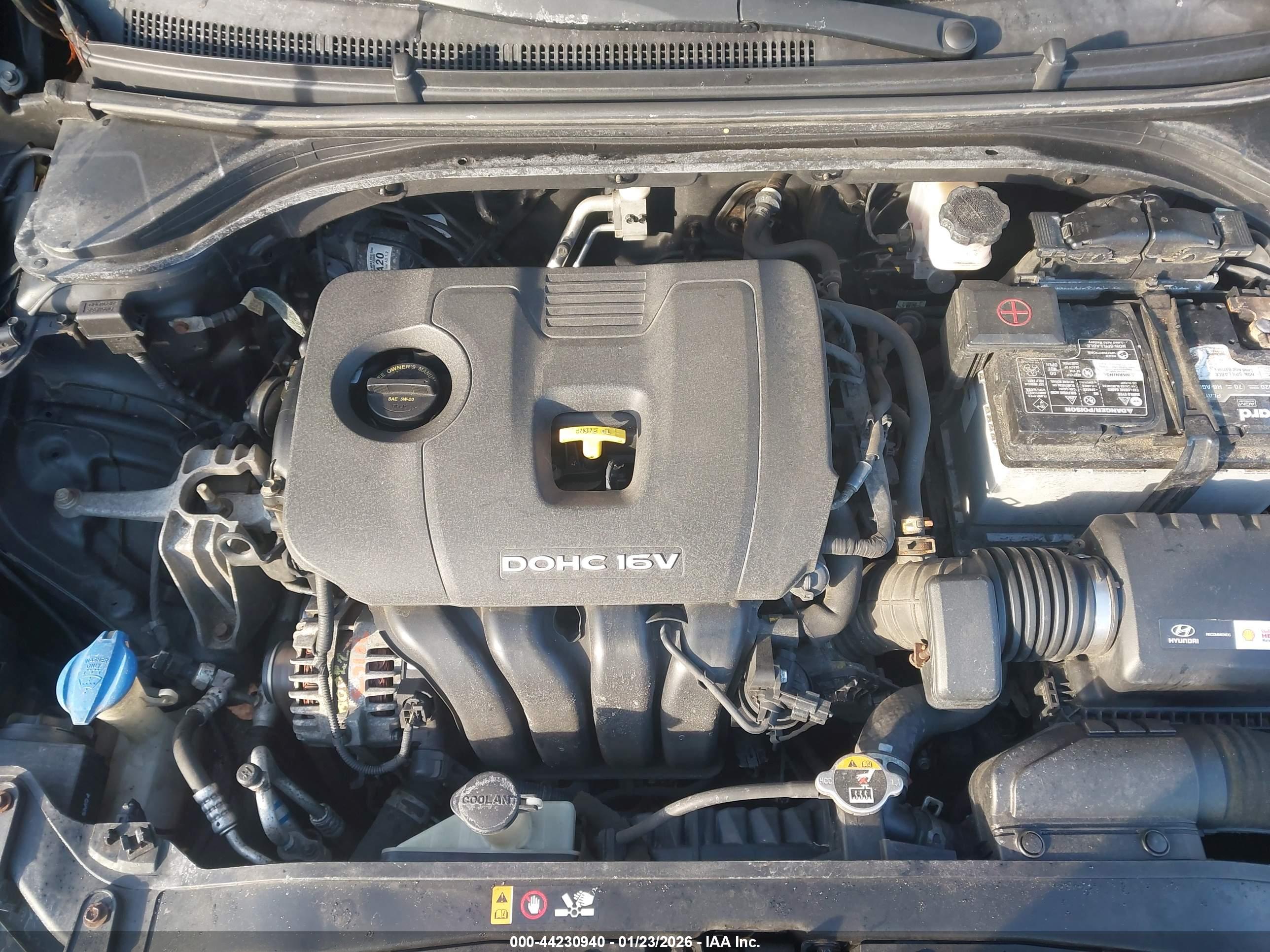 HYUNDAI ELANTRA image 10