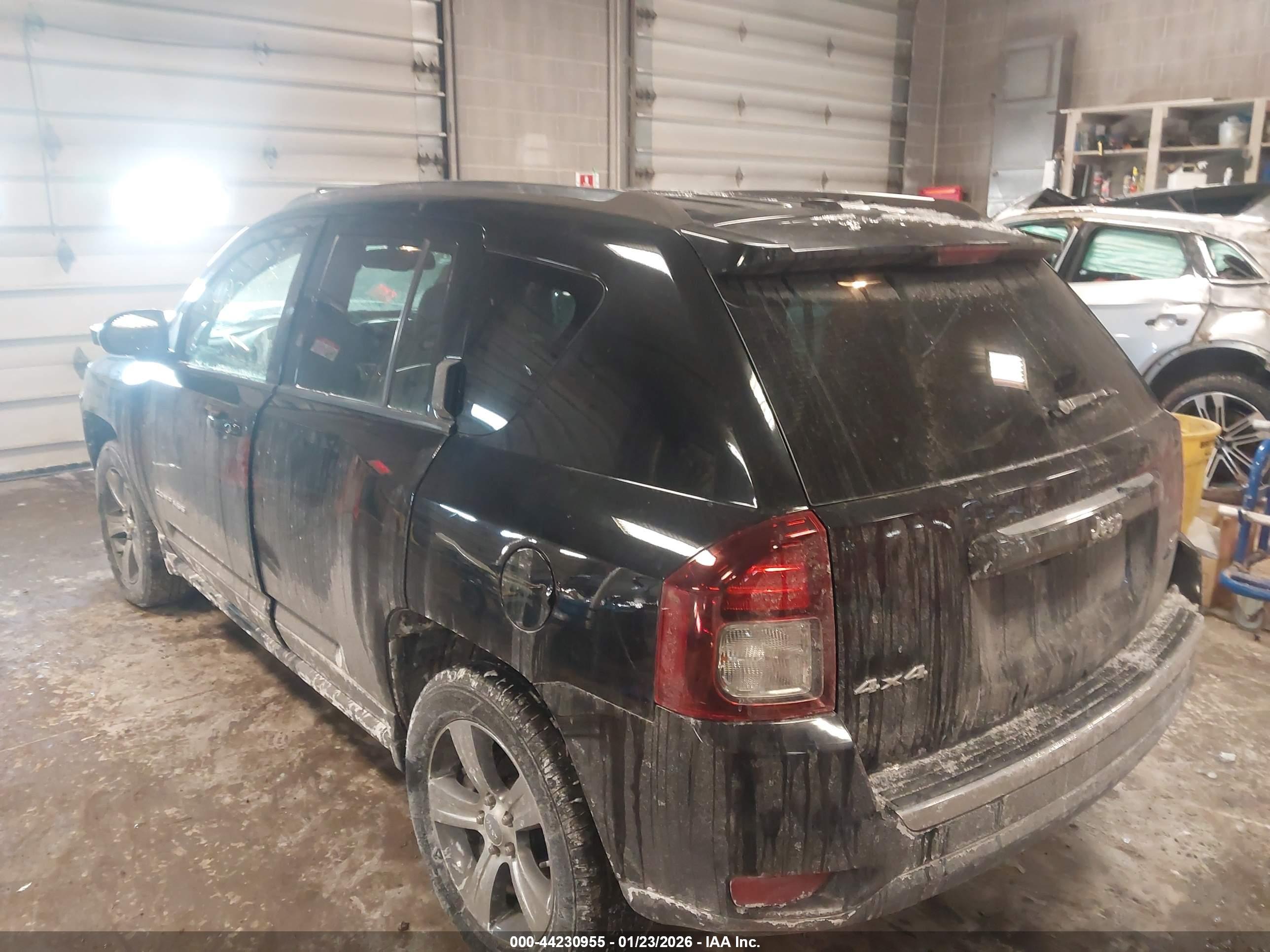 JEEP COMPASS image 3