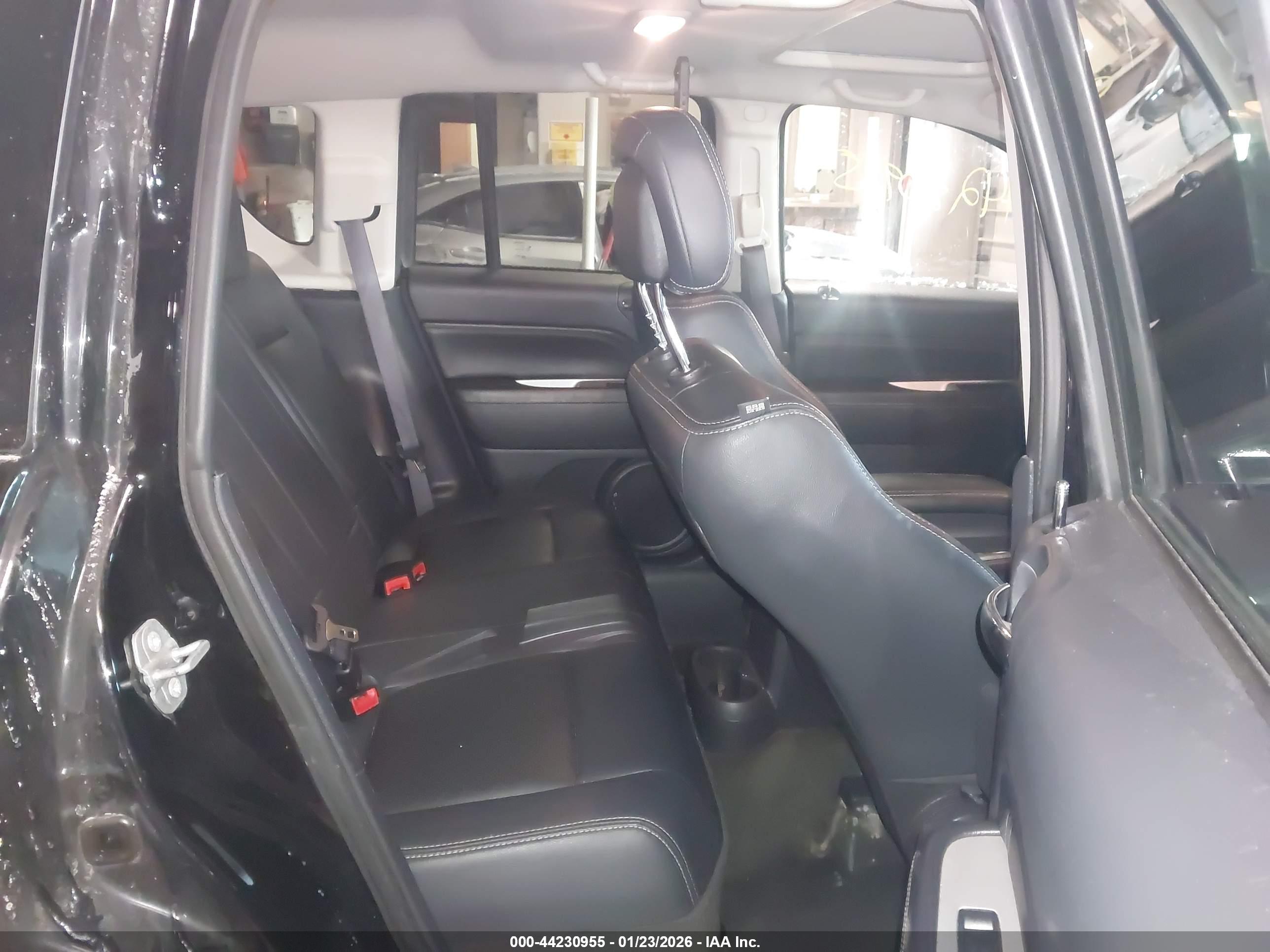 JEEP COMPASS image 8