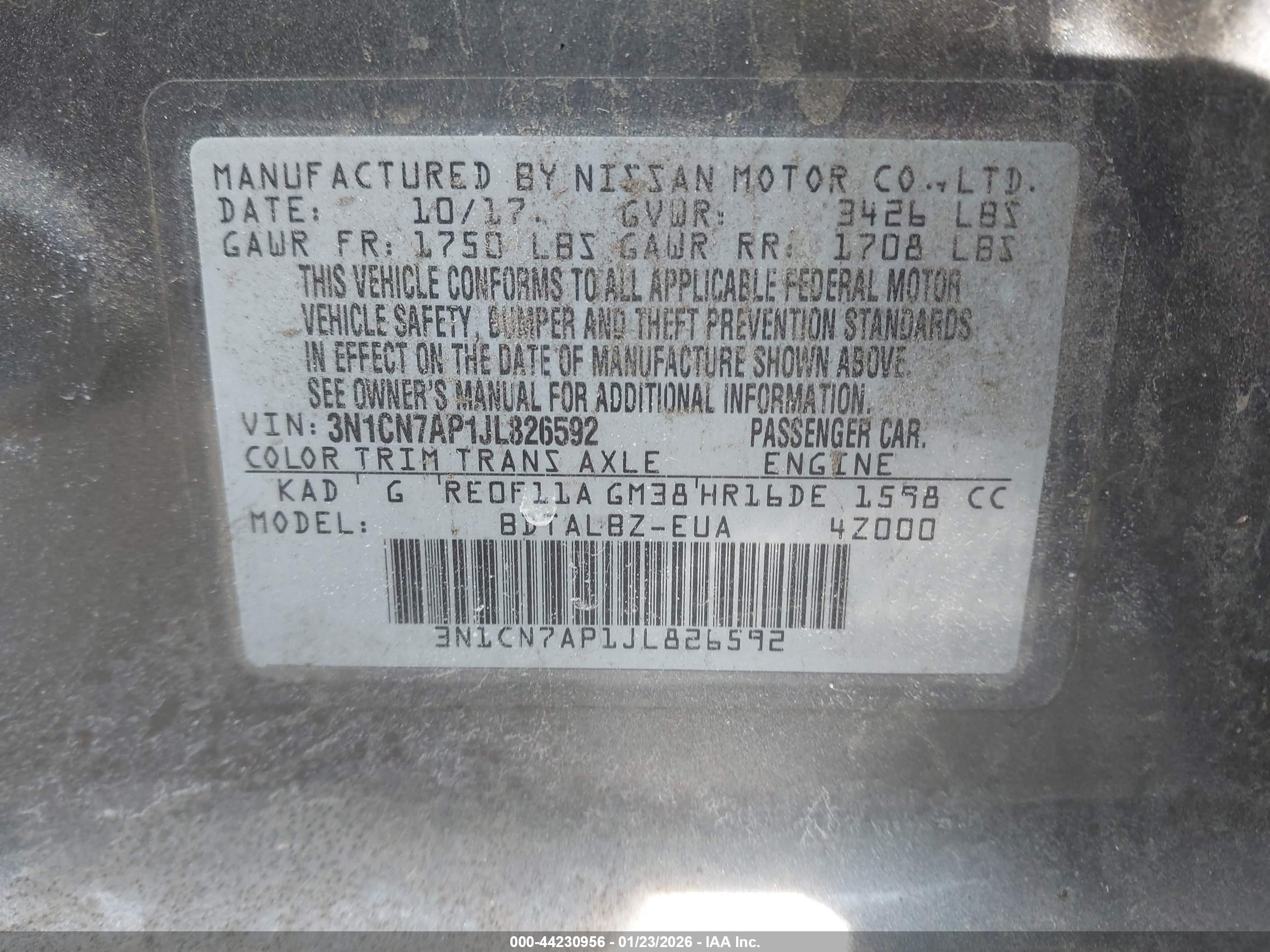 NISSAN VERSA image 9