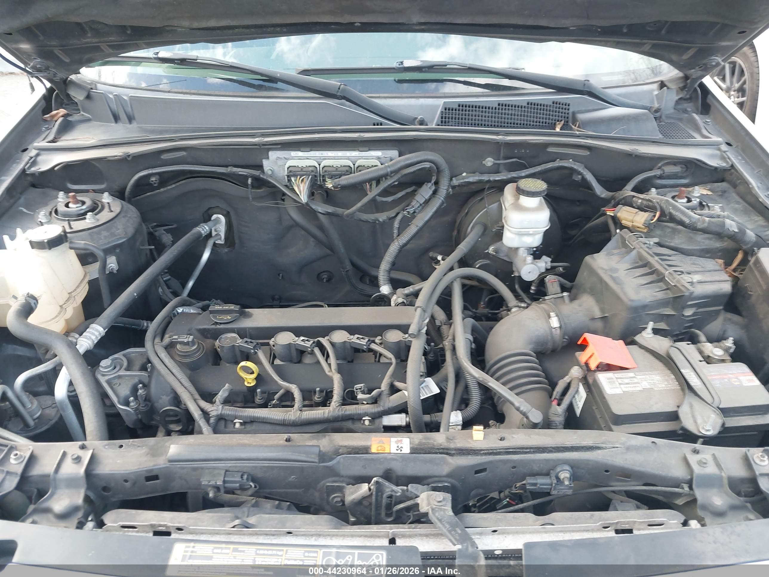 FORD ESCAPE image 10