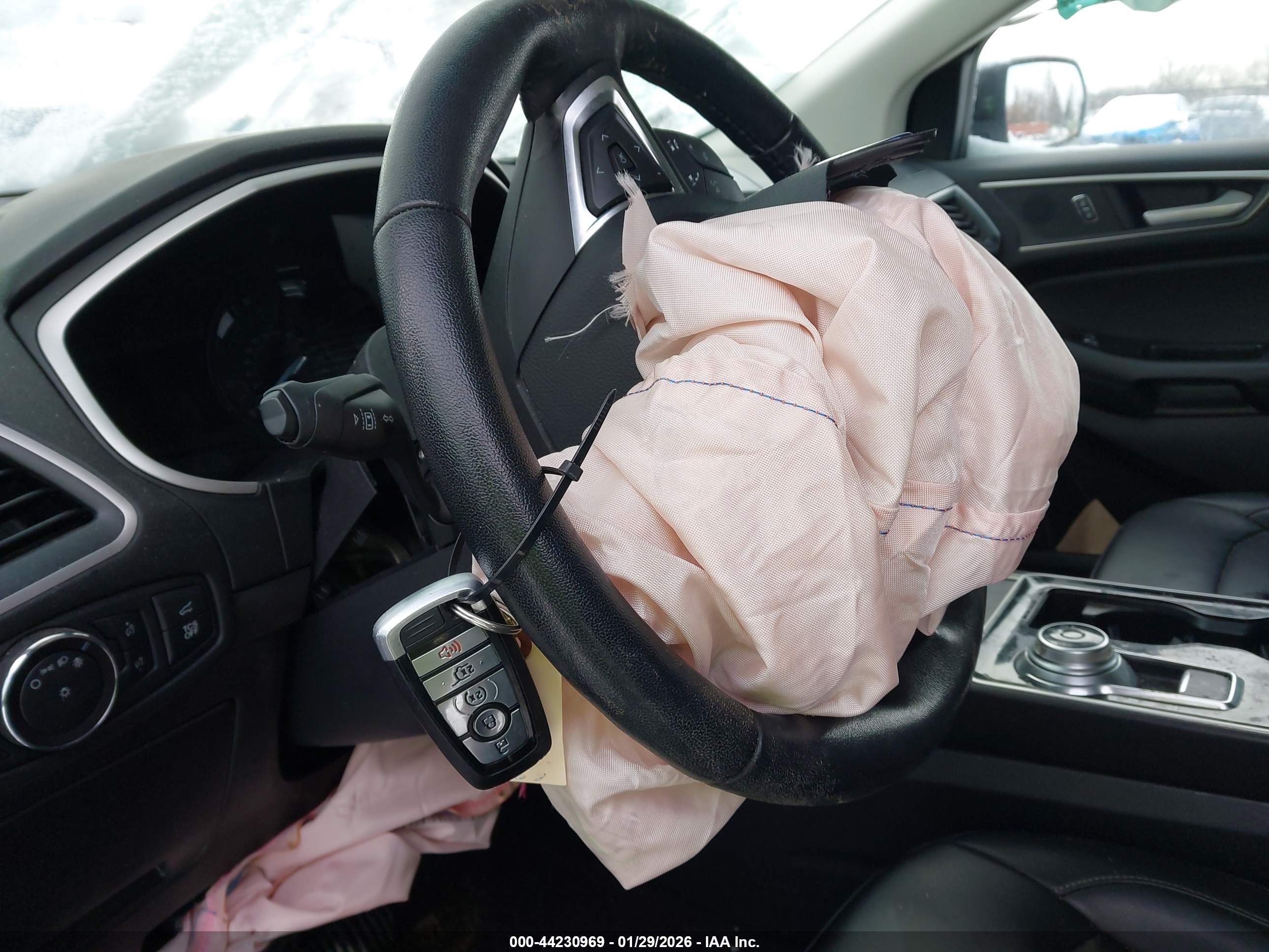 FORD EDGE image 11