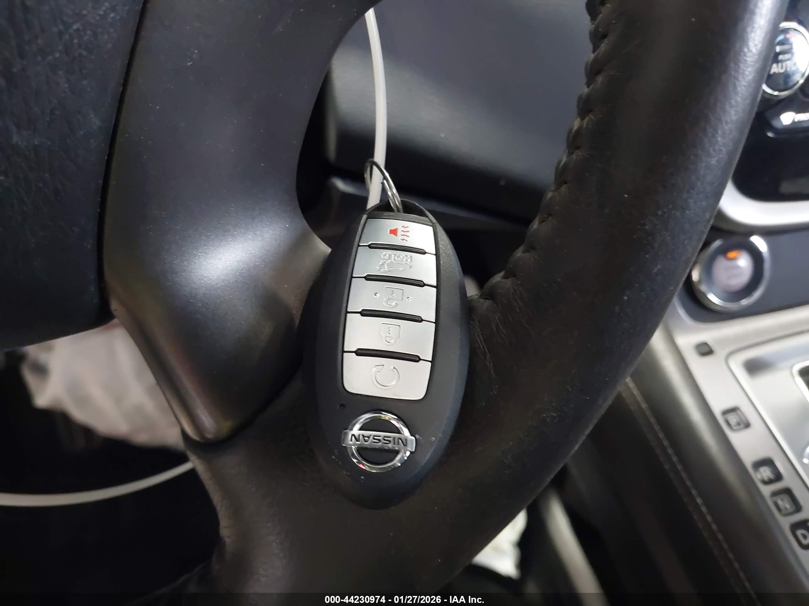 NISSAN MURANO image 11