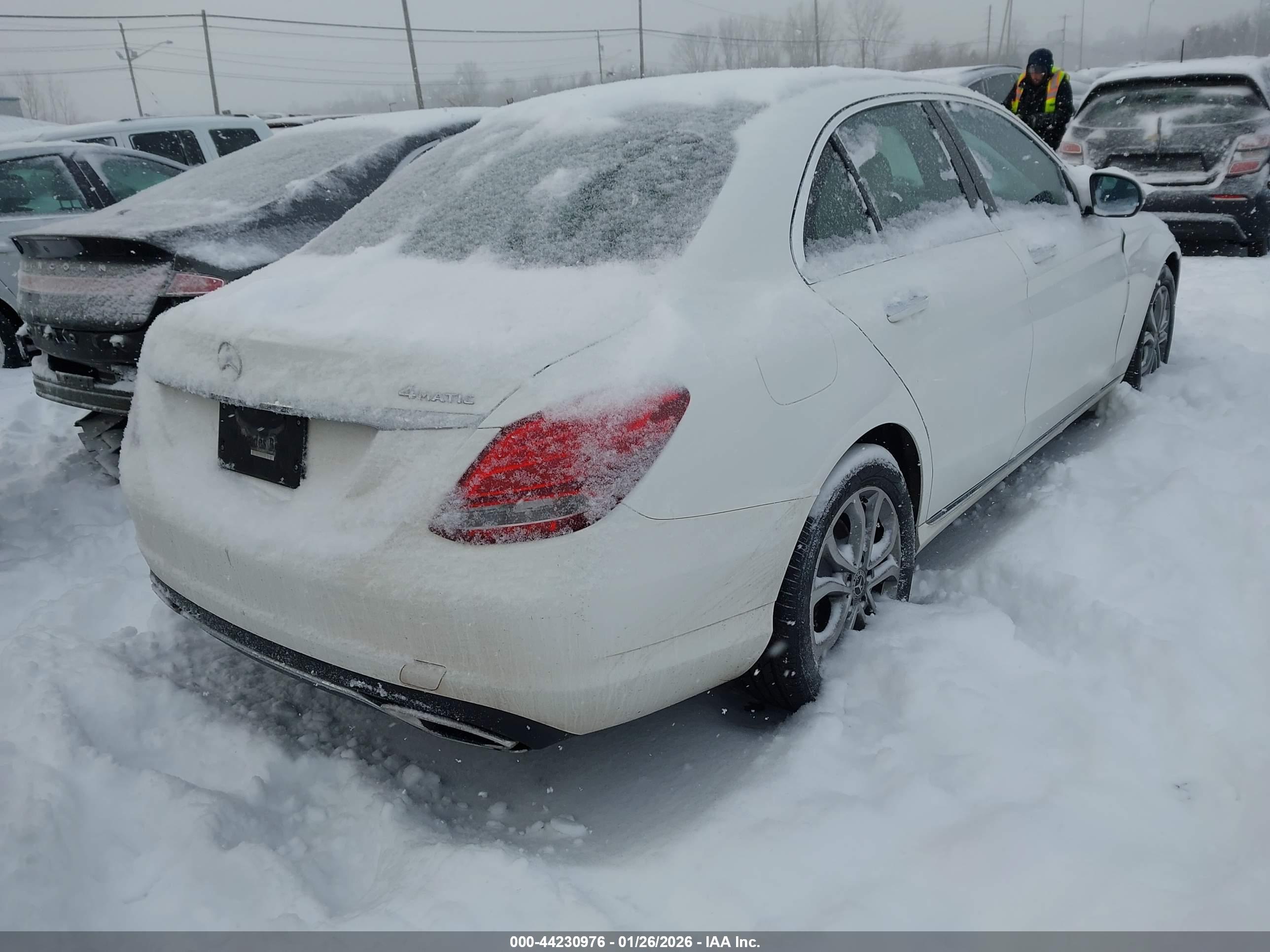 MERCEDES-BENZ C image 4