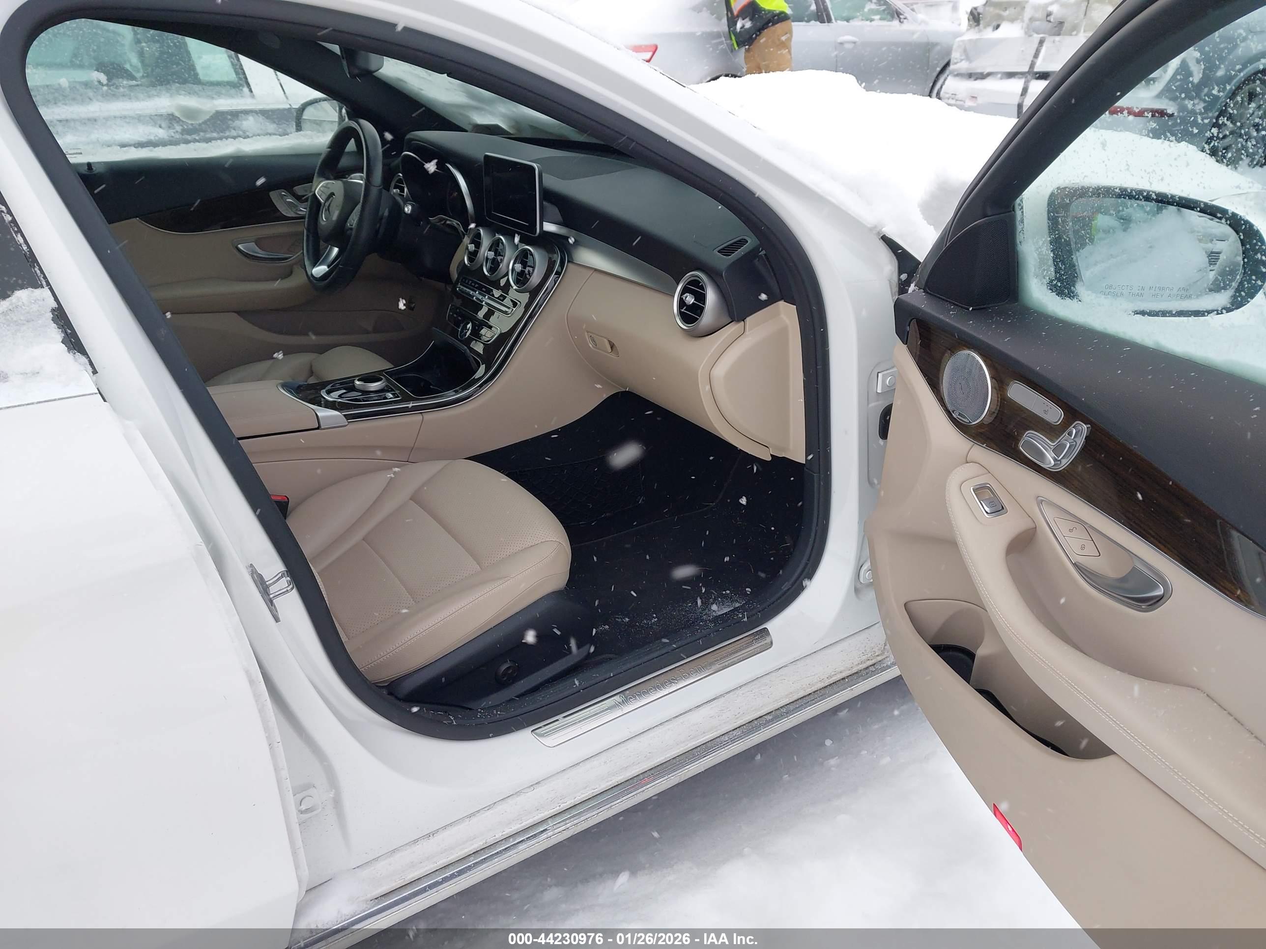 MERCEDES-BENZ C image 5