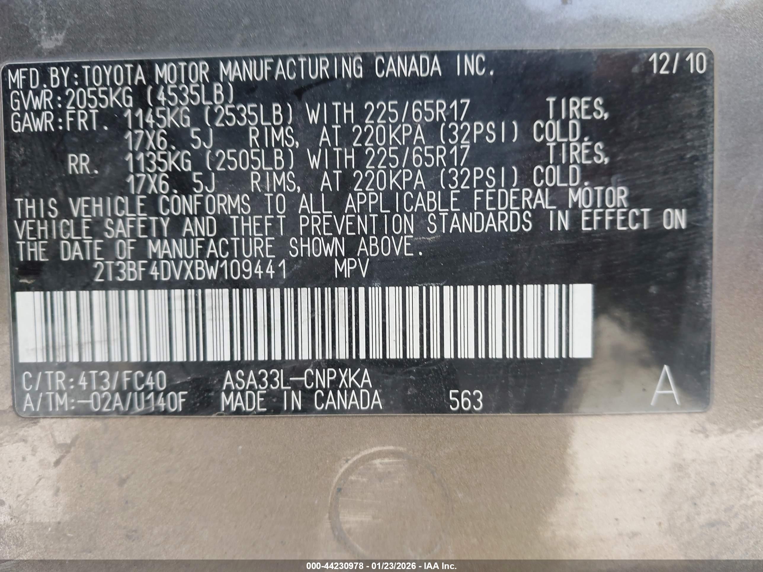 TOYOTA RAV4 image 9
