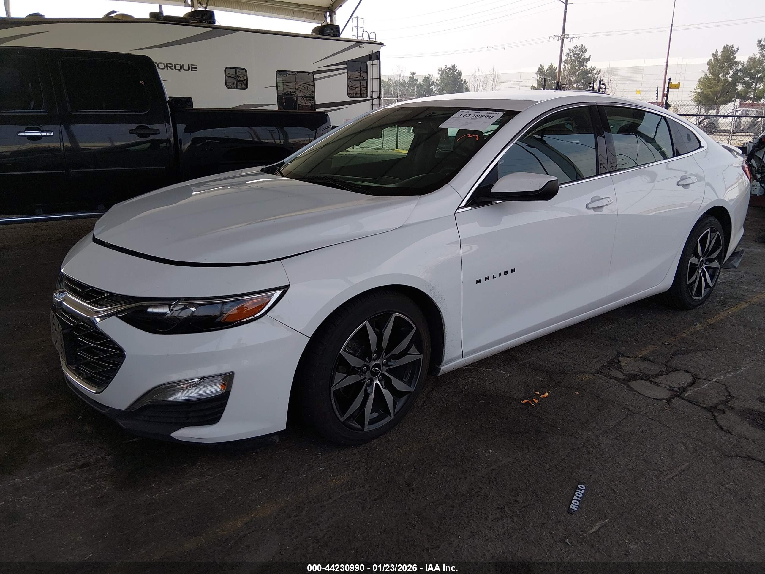 CHEVROLET MALIBU image 2