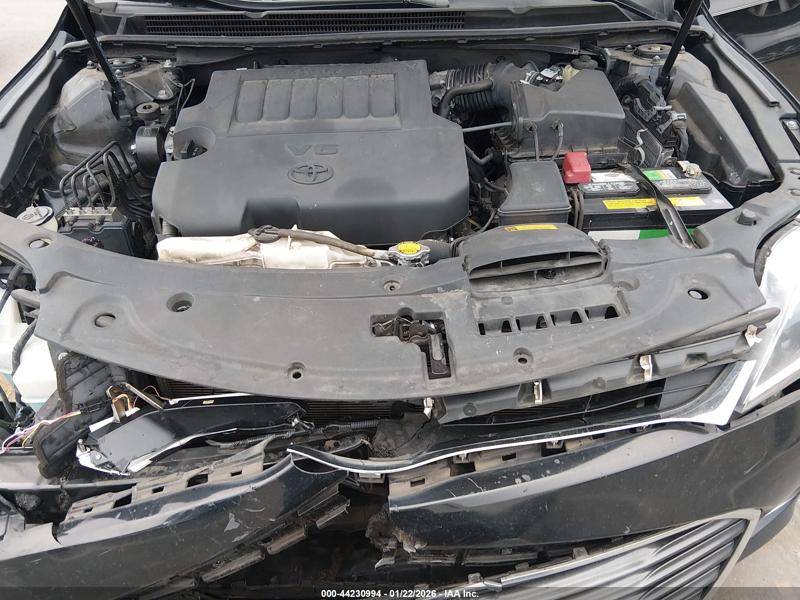 TOYOTA AVALON image 10