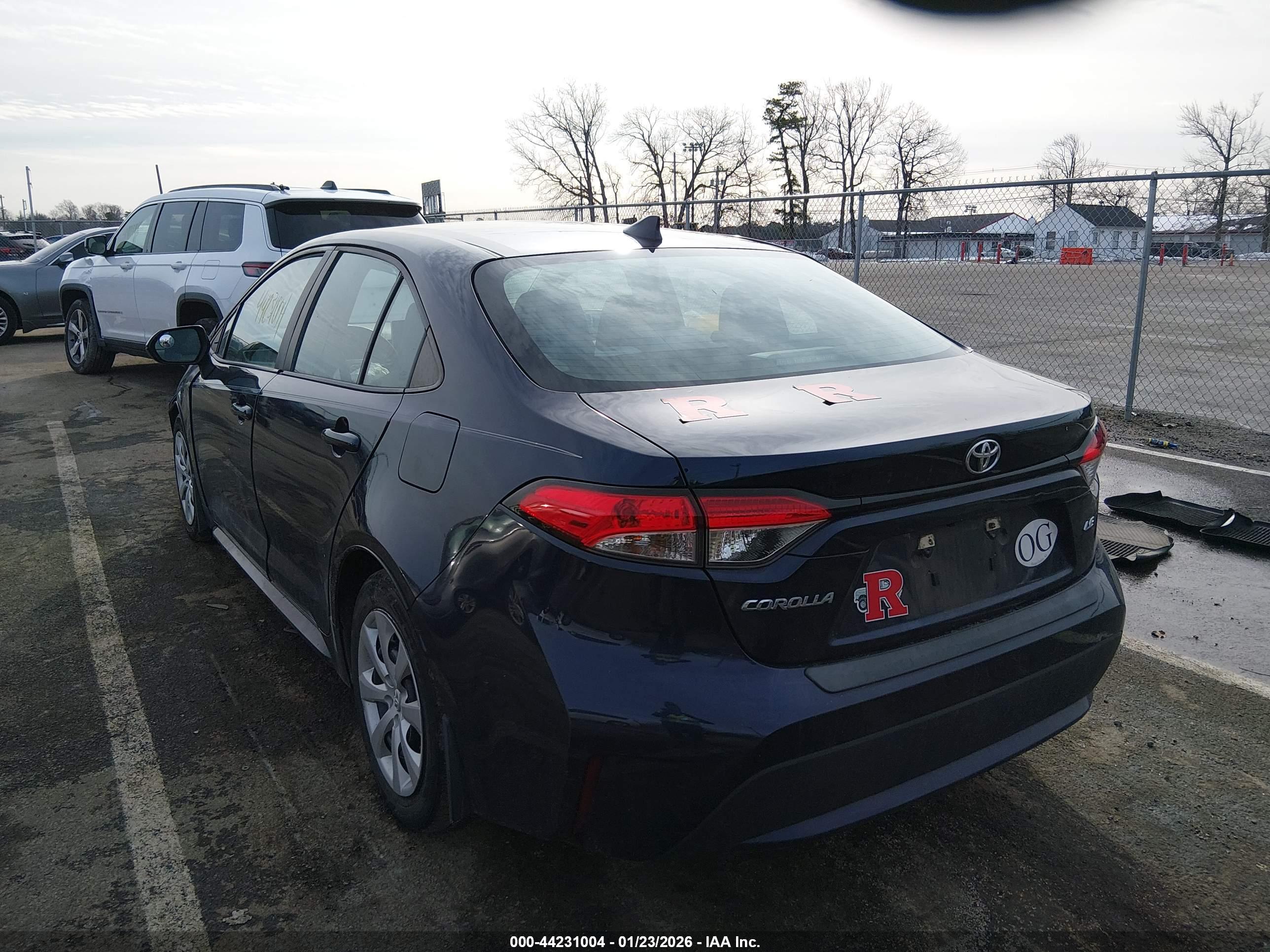 TOYOTA COROLLA image 3