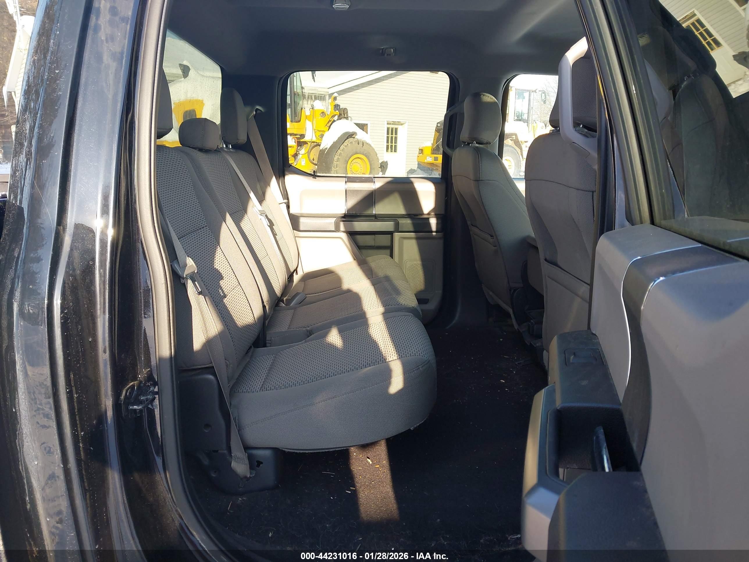 FORD F-150 image 8