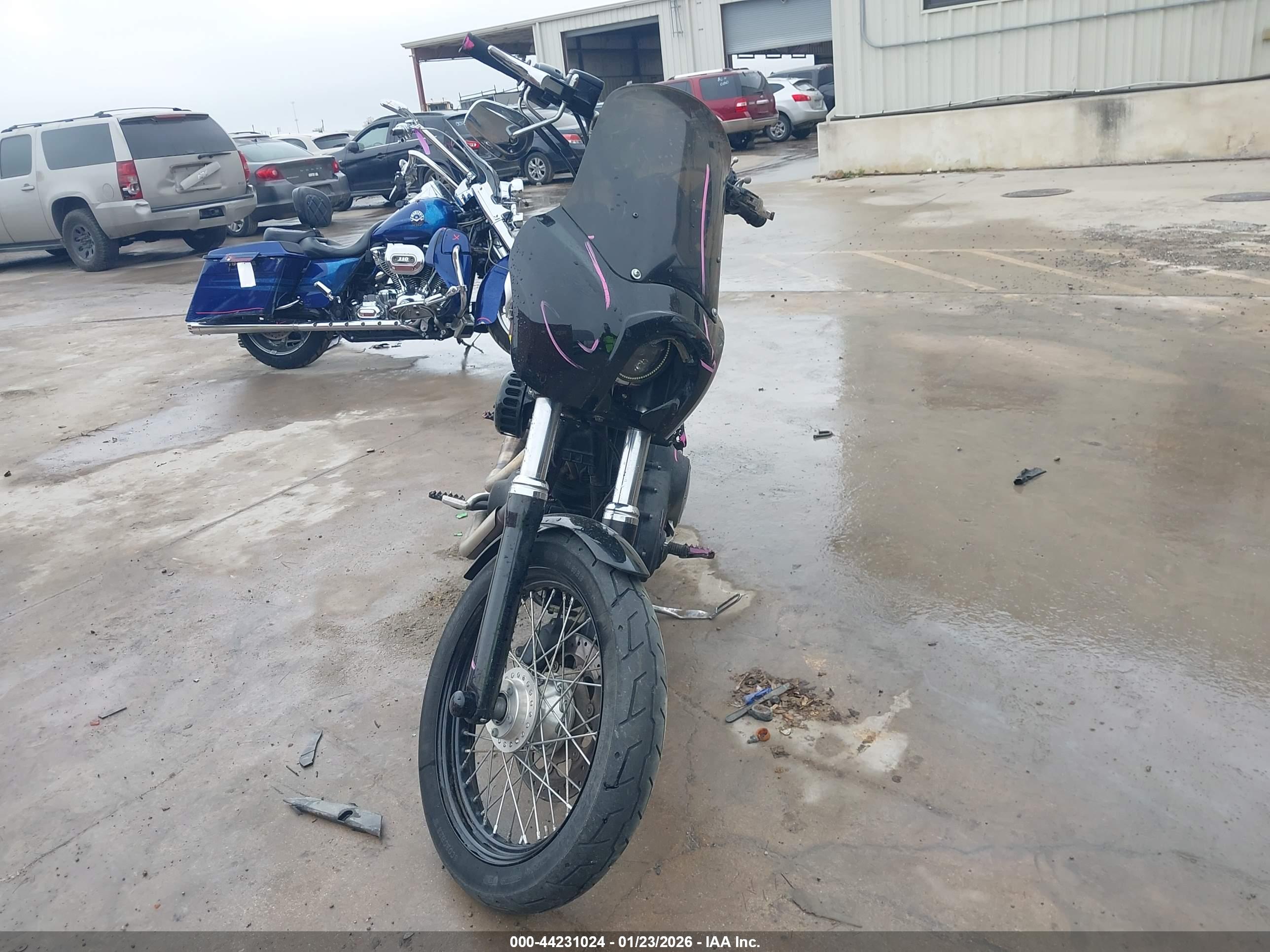 HARLEY-DAVIDSON FXDB image 5