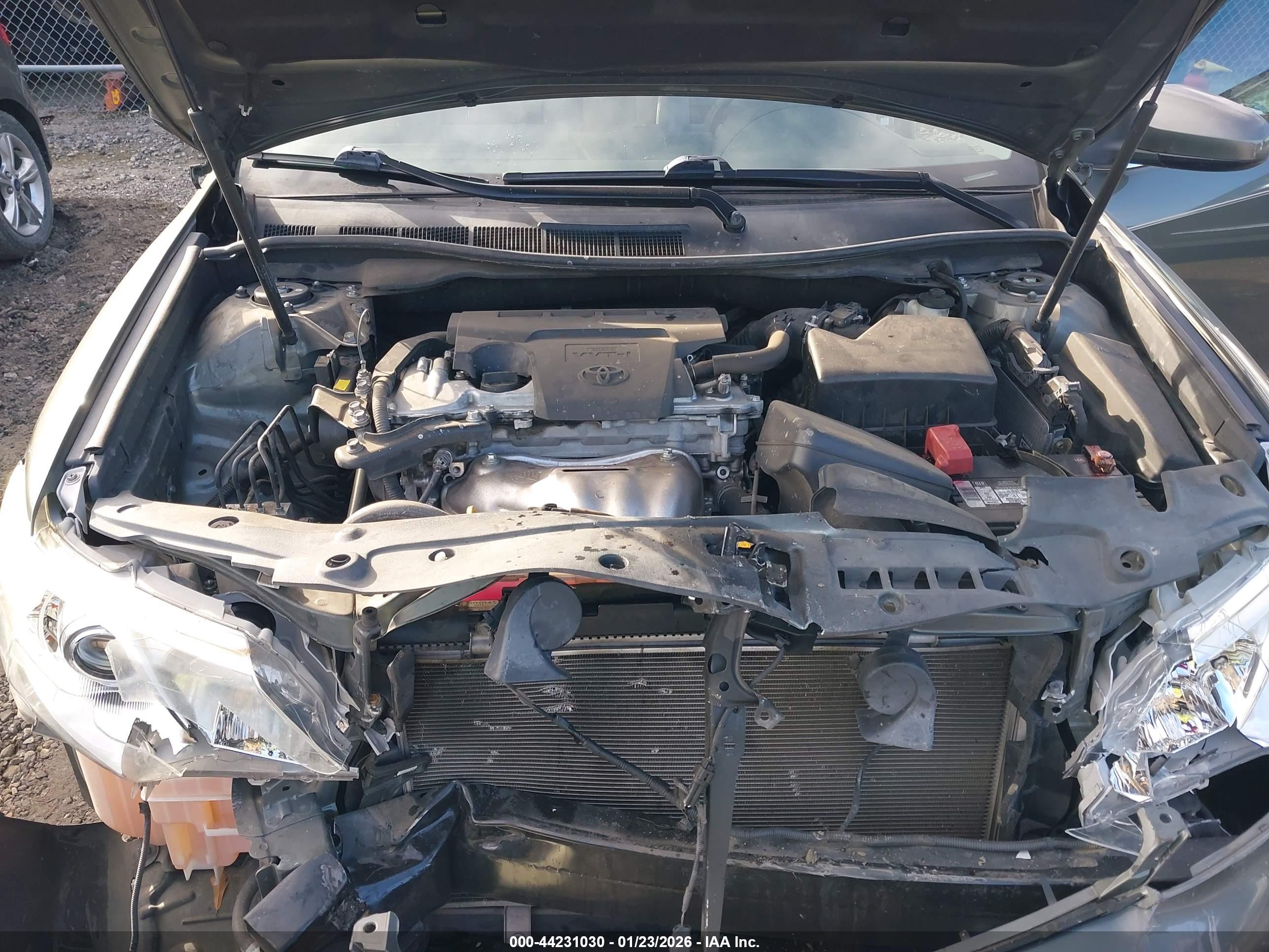 TOYOTA CAMRY image 10