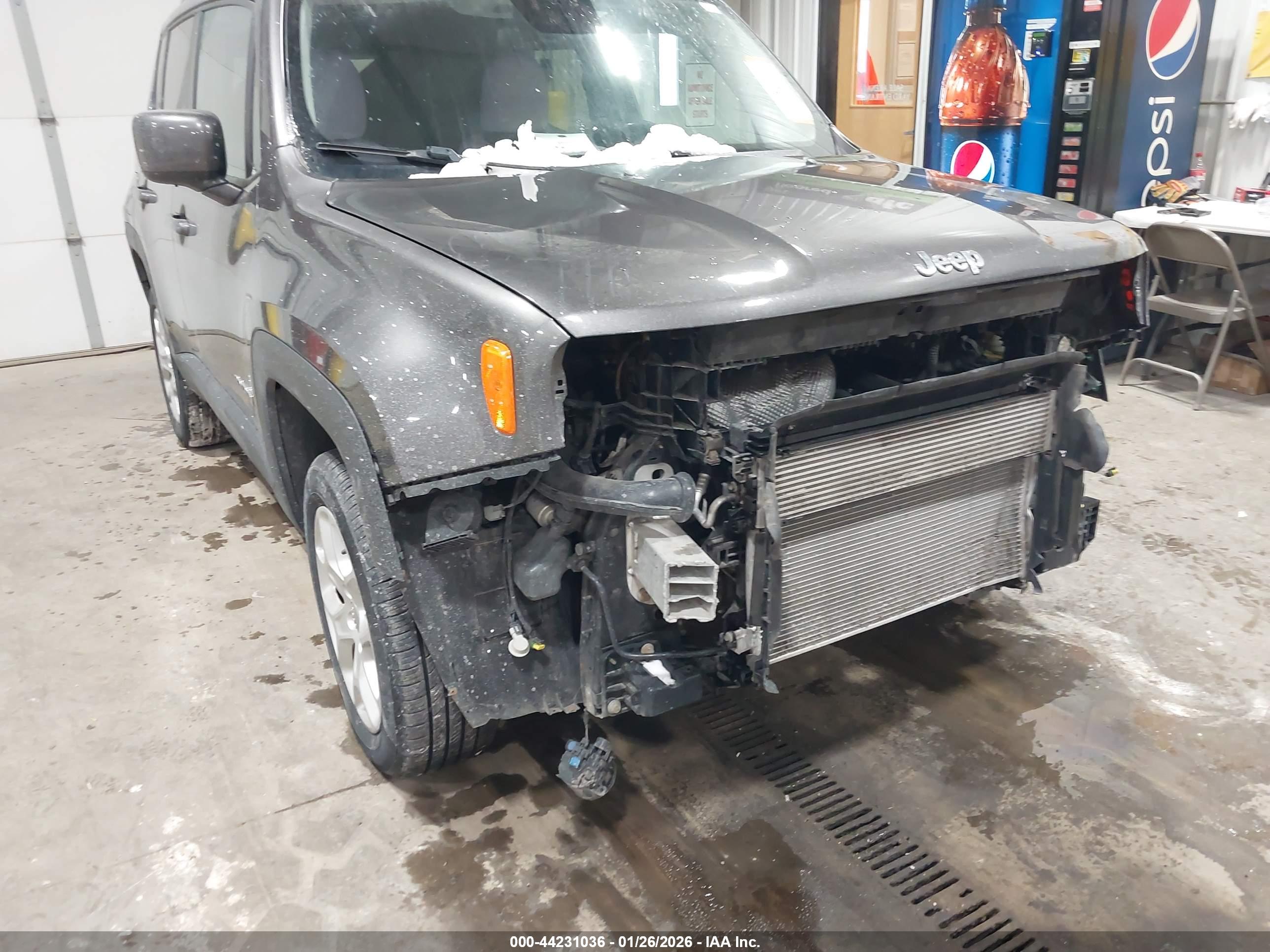 JEEP RENEGADE image 6