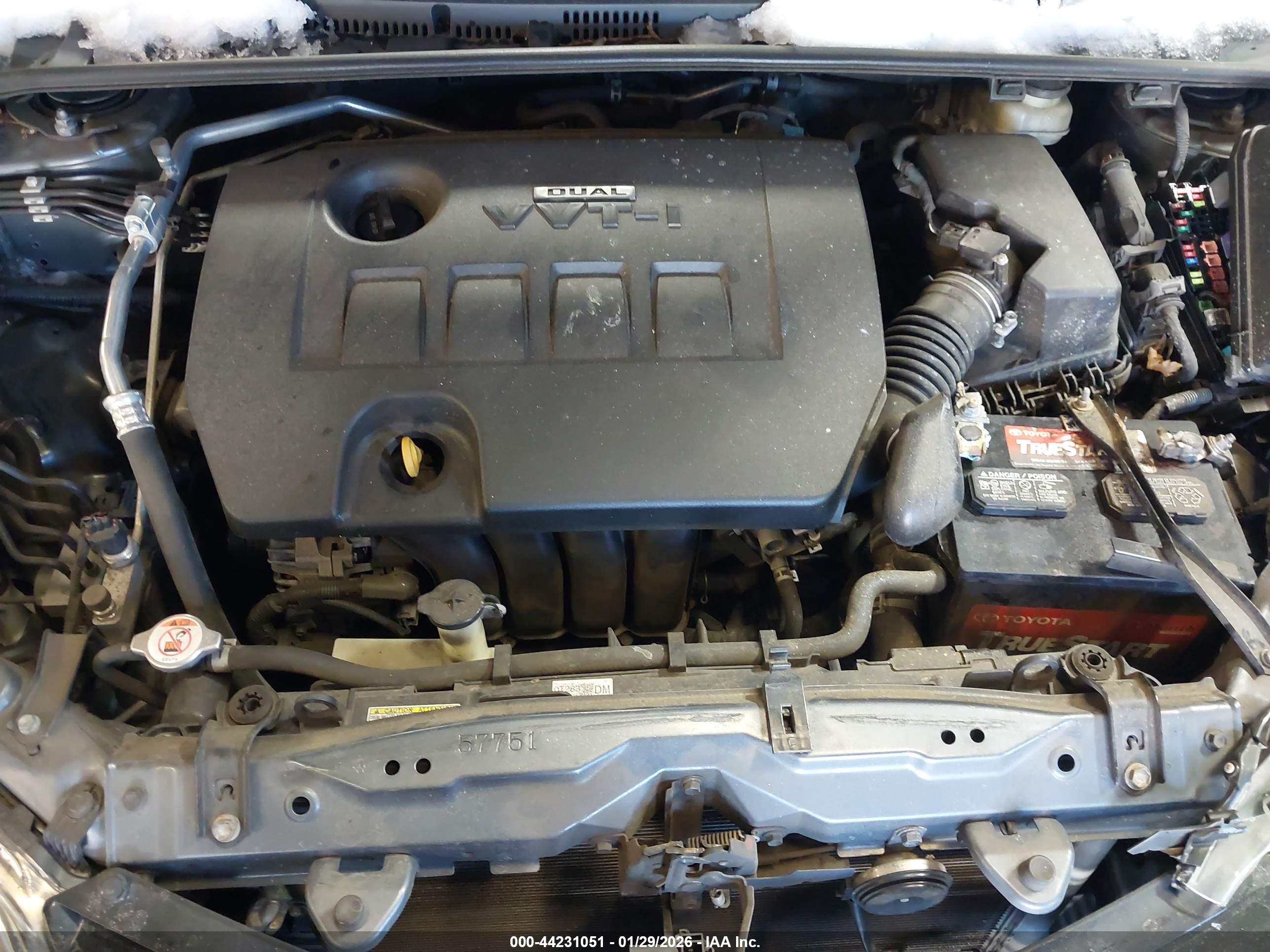 TOYOTA COROLLA image 10