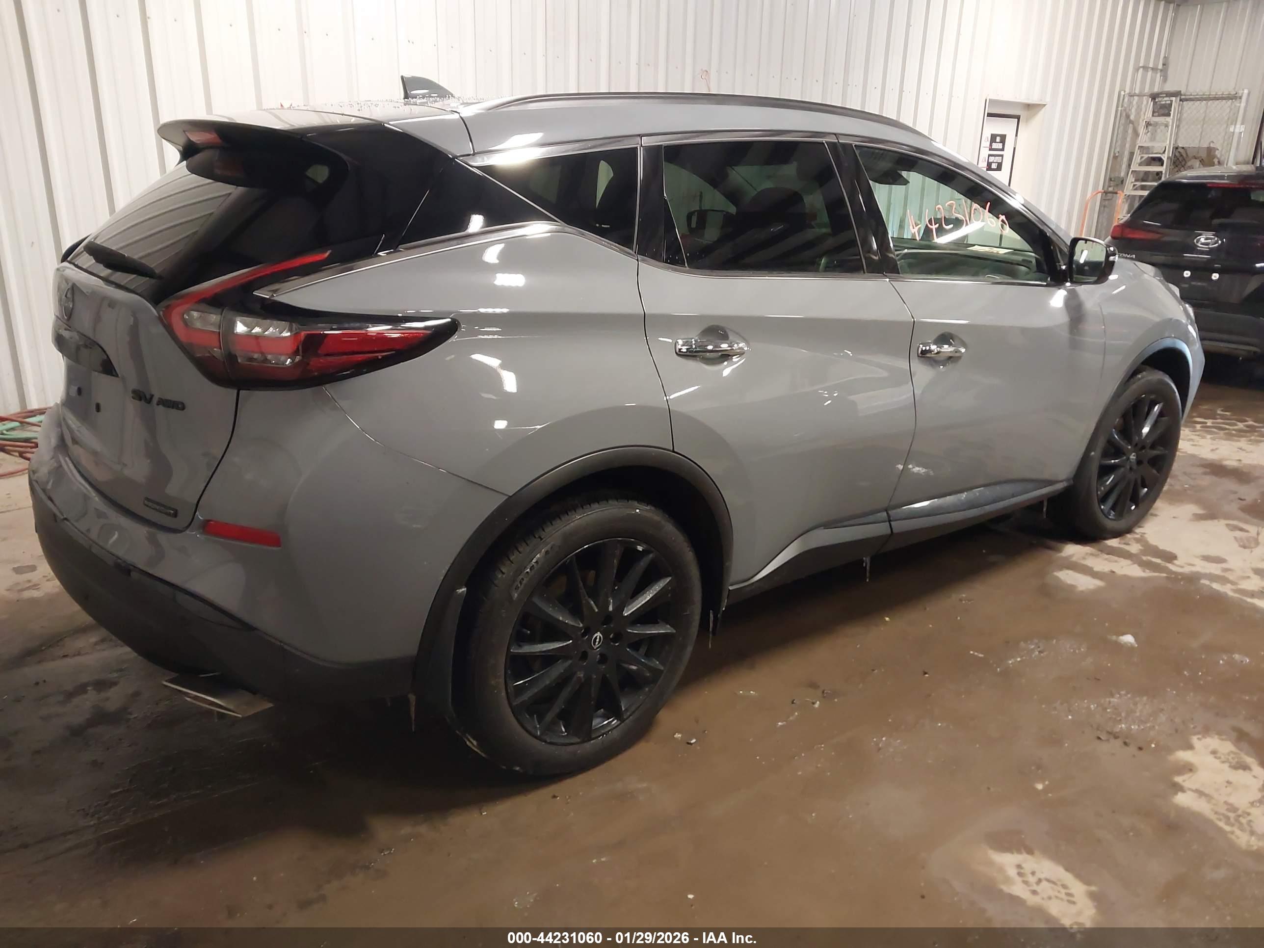 NISSAN MURANO image 4