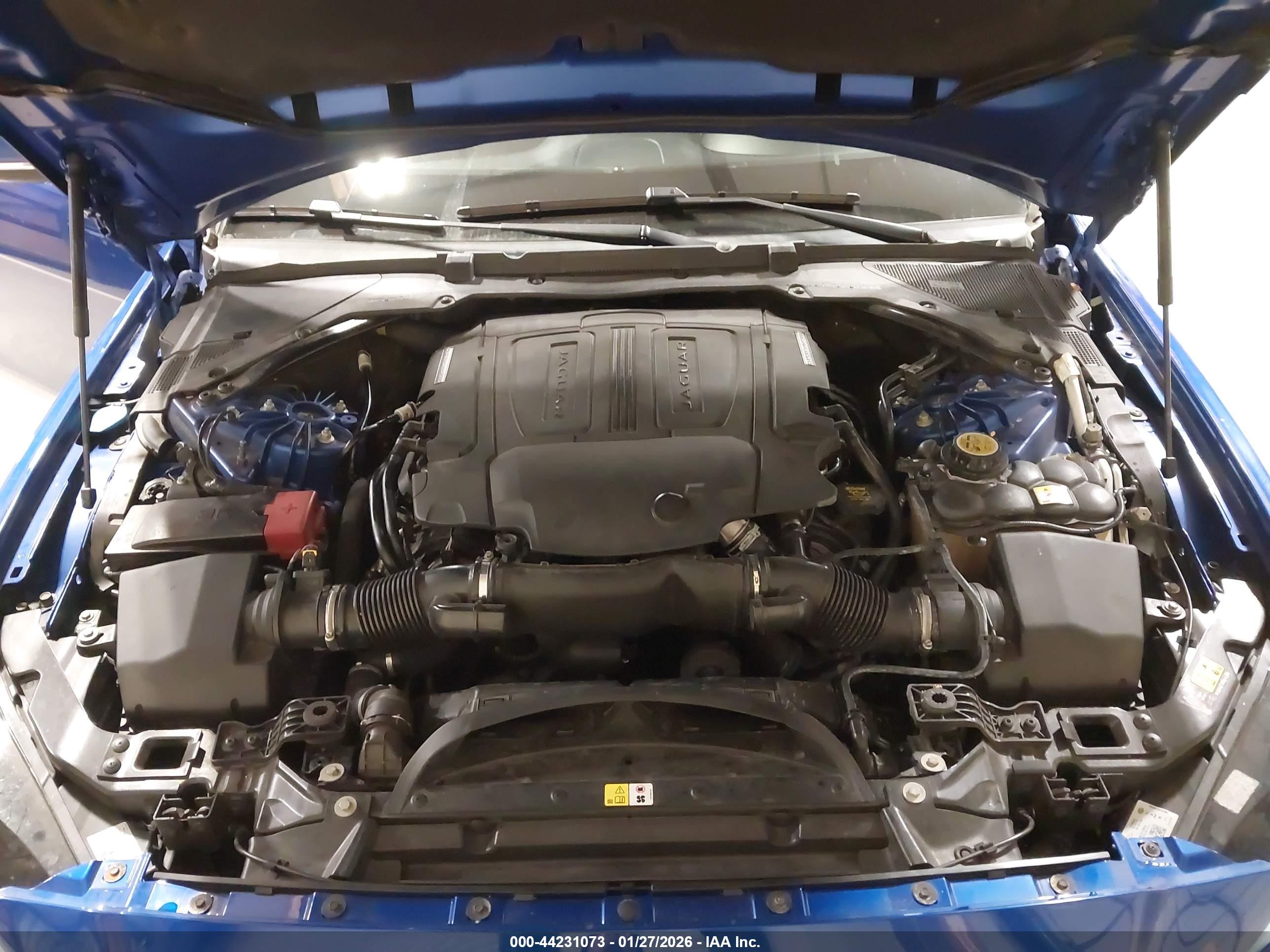 JAGUAR XE image 10