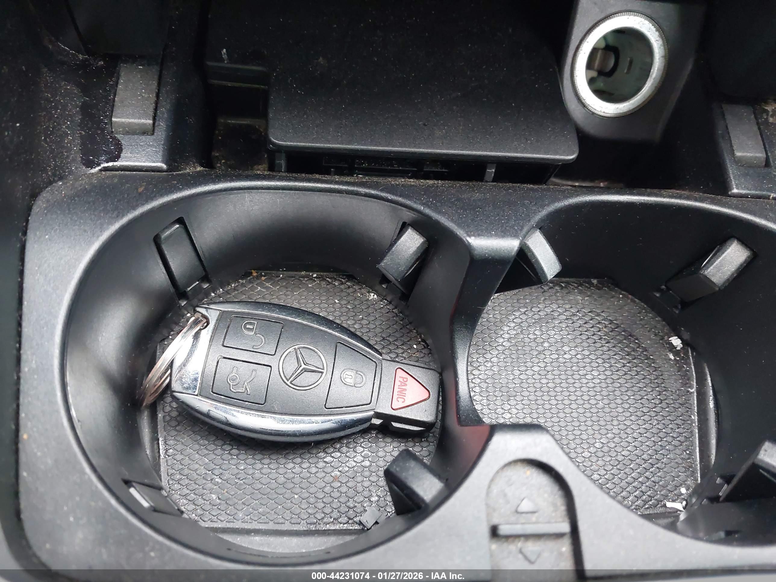 MERCEDES-BENZ C image 11