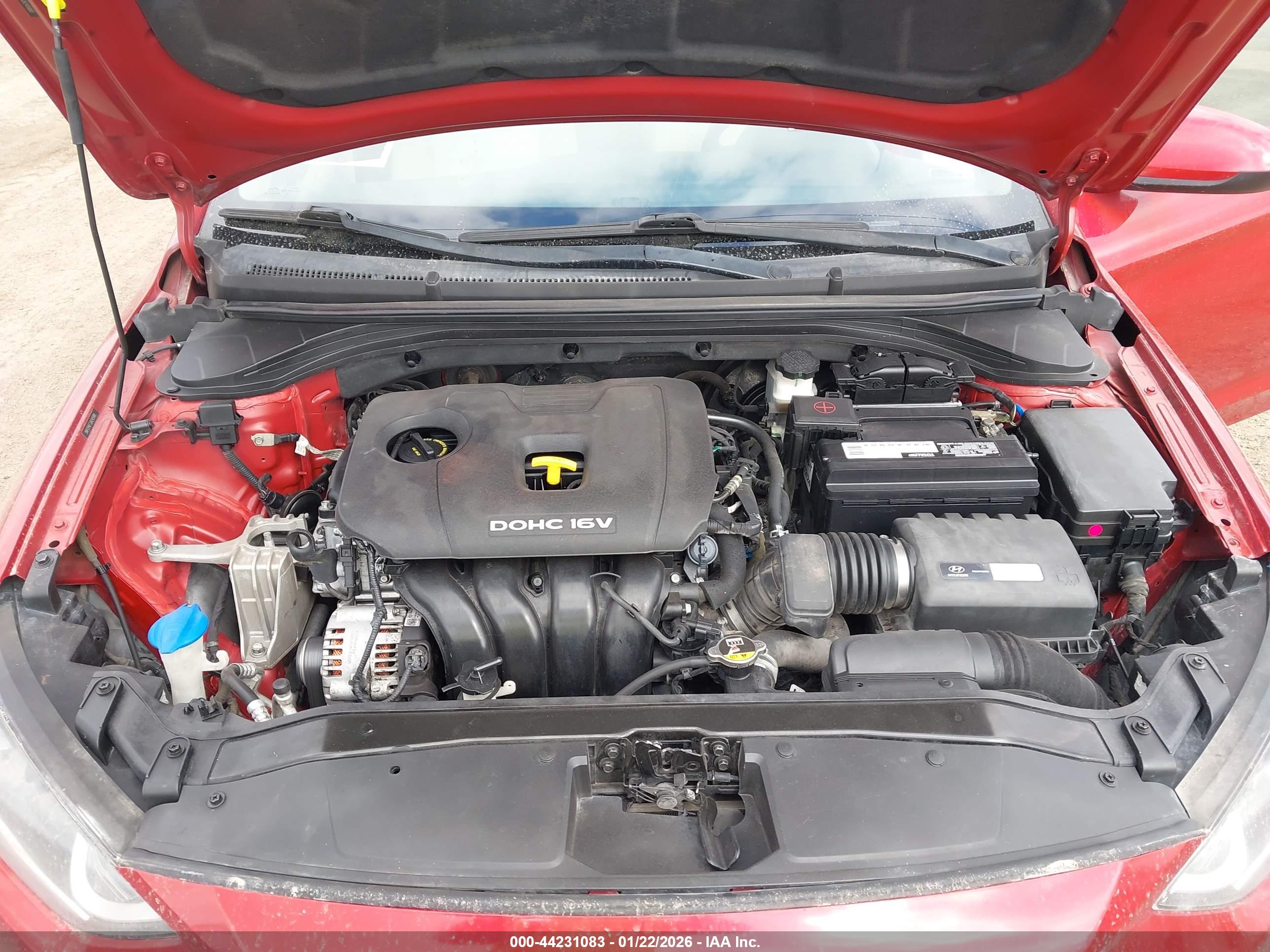HYUNDAI ELANTRA image 10