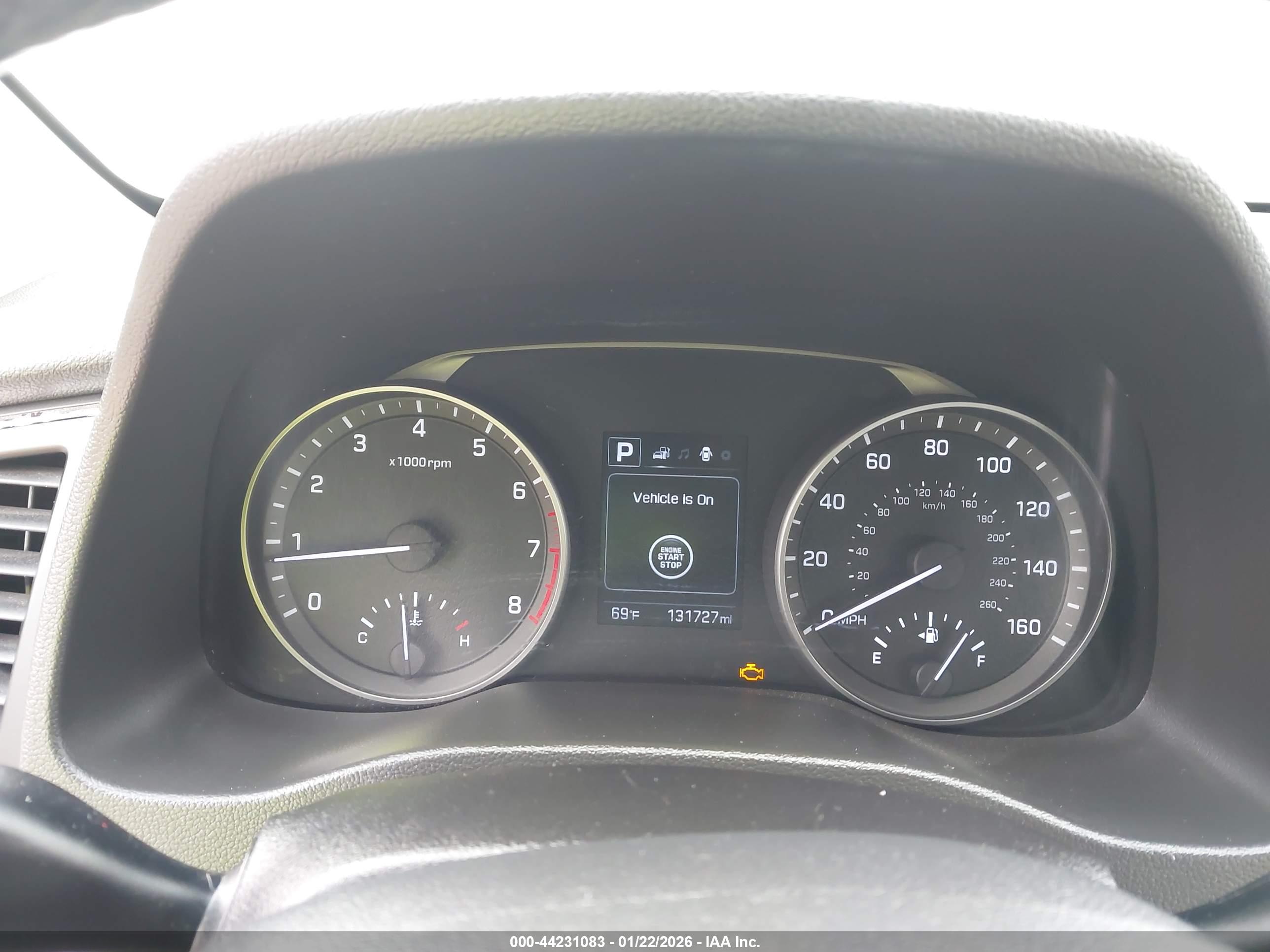 HYUNDAI ELANTRA image 7