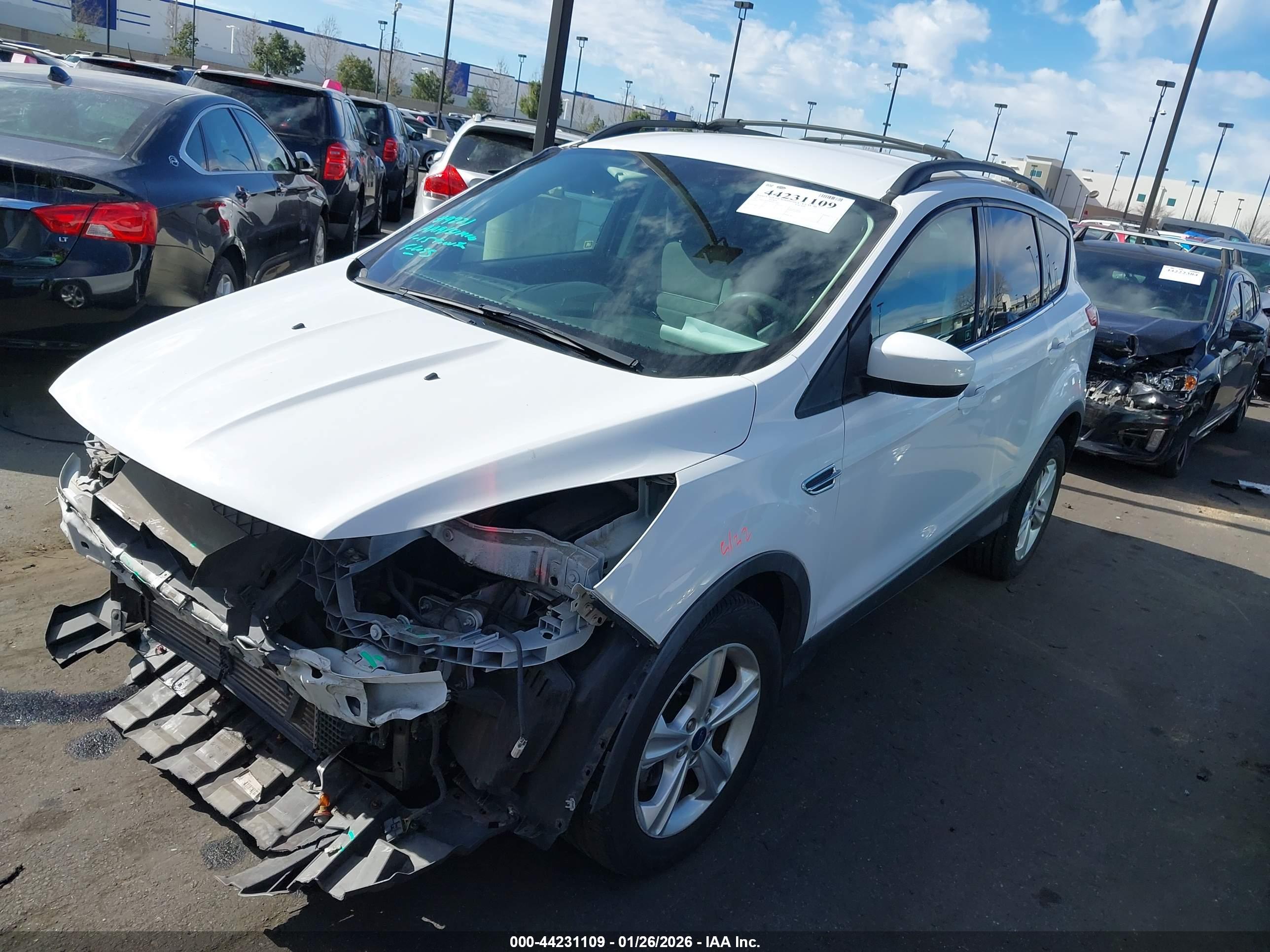 FORD ESCAPE image 2