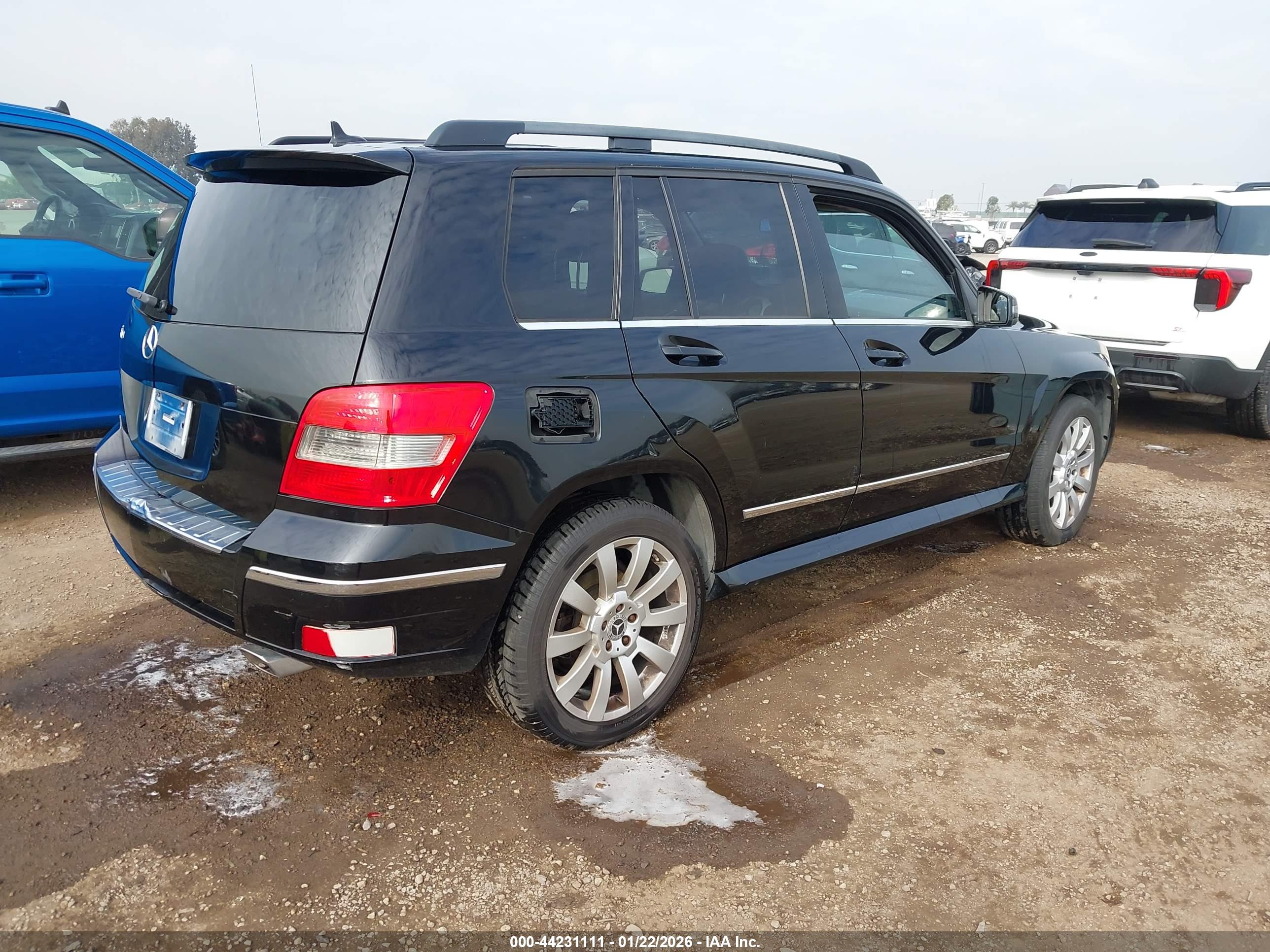 MERCEDES-BENZ GLK image 4