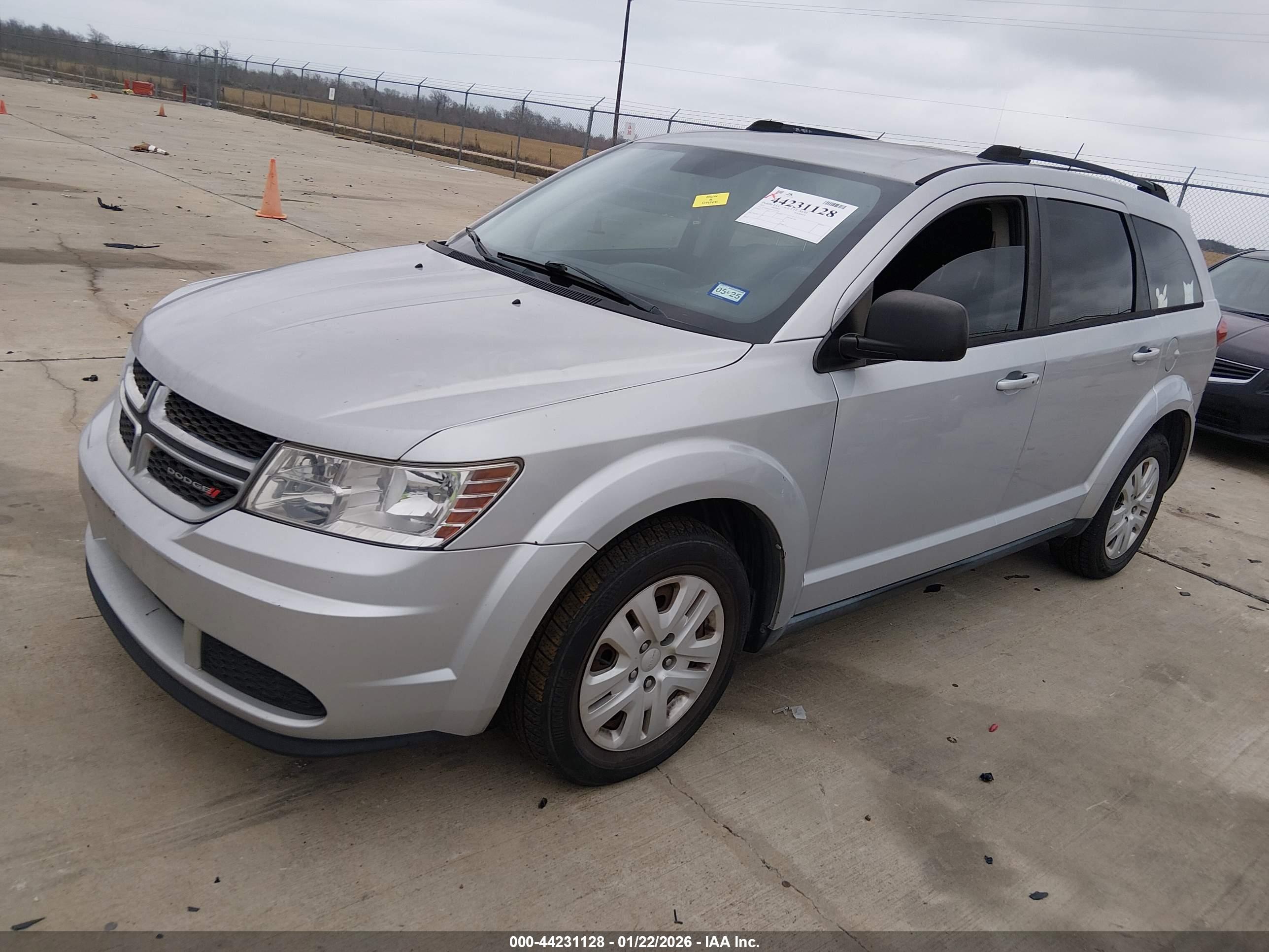DODGE JOURNEY image 2