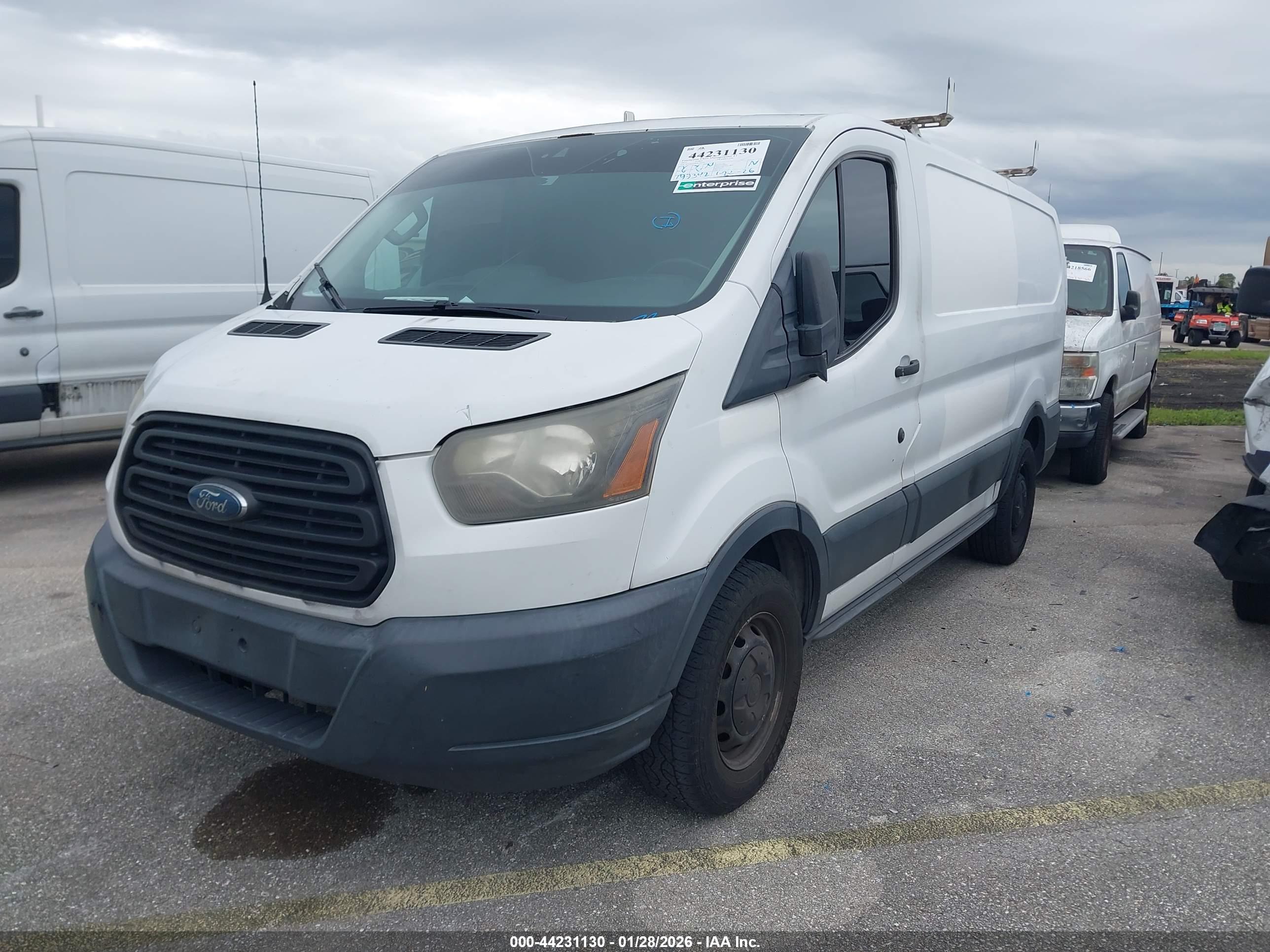 FORD TRANSIT-150 image 2